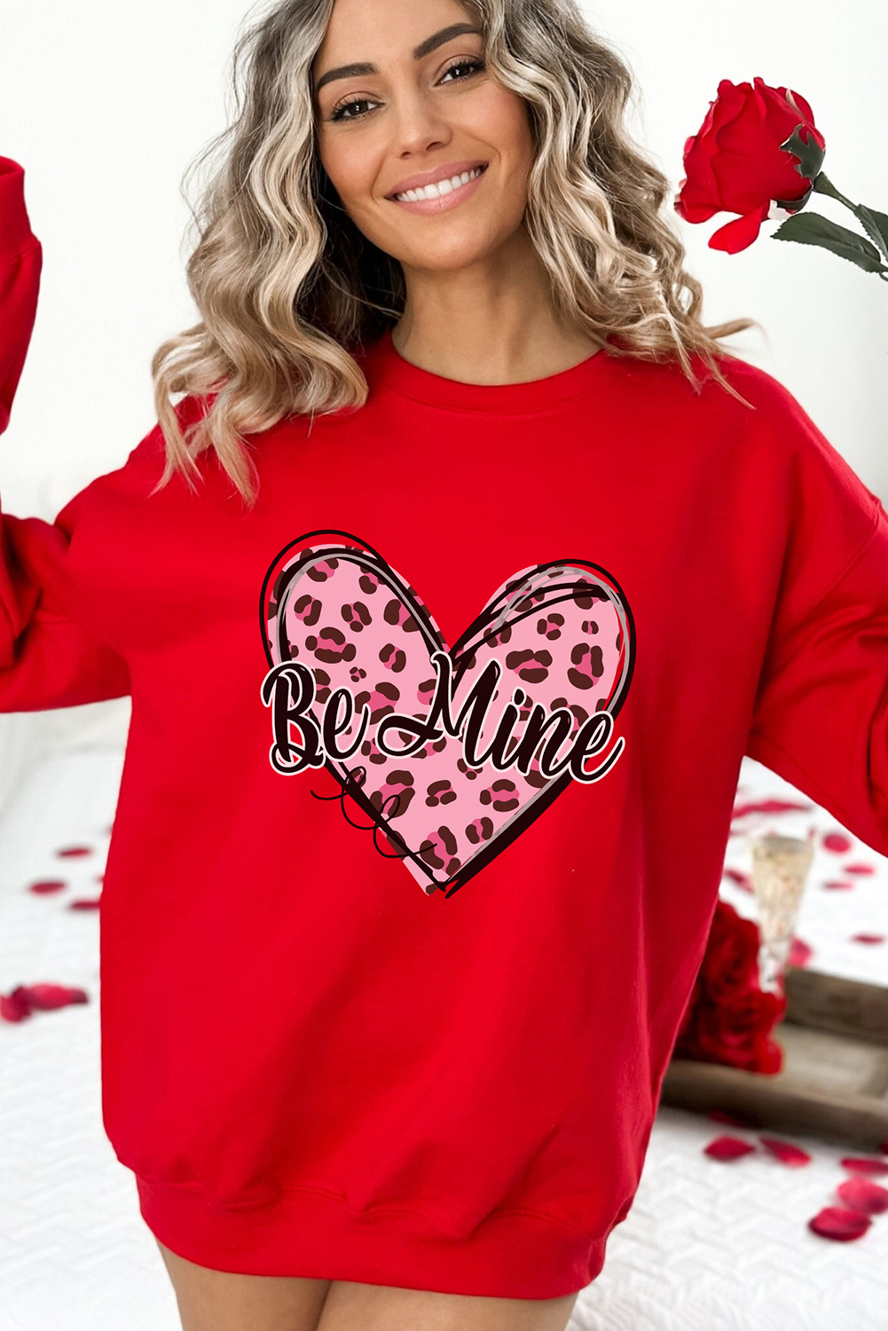 Trendy Valentine's Day Sweatshirt with Leopard Print Heart - Casual Crewneck - Detail View 6 Trendy Valentine's Day Sweatshirt with Leopard Print Heart - Casual Crewneck - Detail View 6