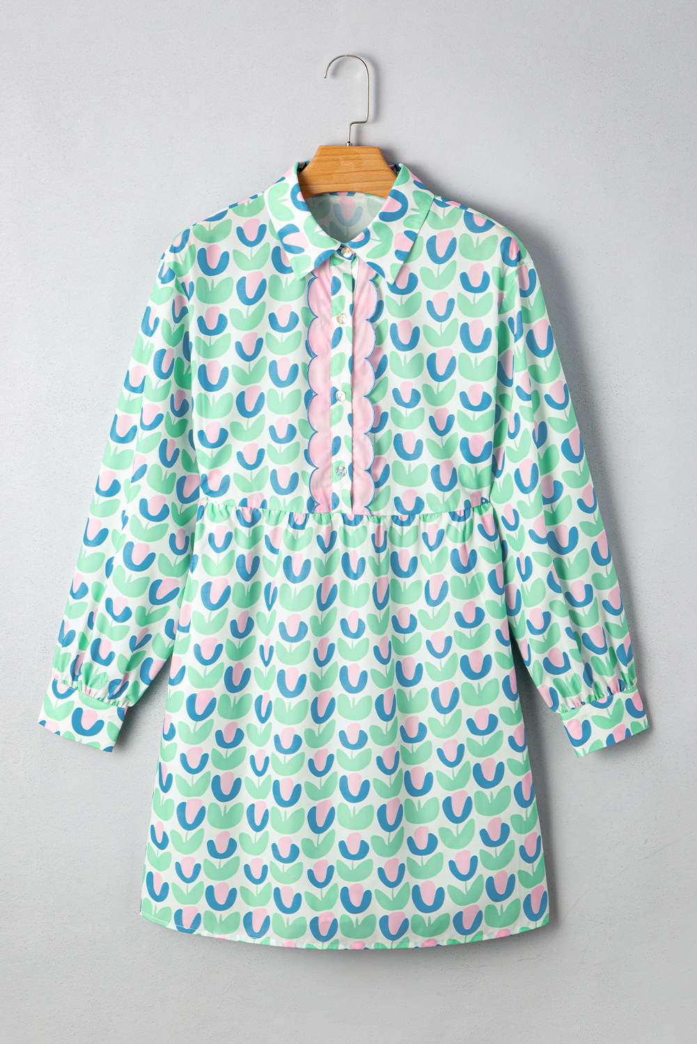 Women's Green Floral Print Notched Neck Scalloped Detail Long Sleeve Mini Dress - Detail View 9 Women's Green Floral Print Notched Neck Scalloped Detail Long Sleeve Mini Dress - Detail View 9