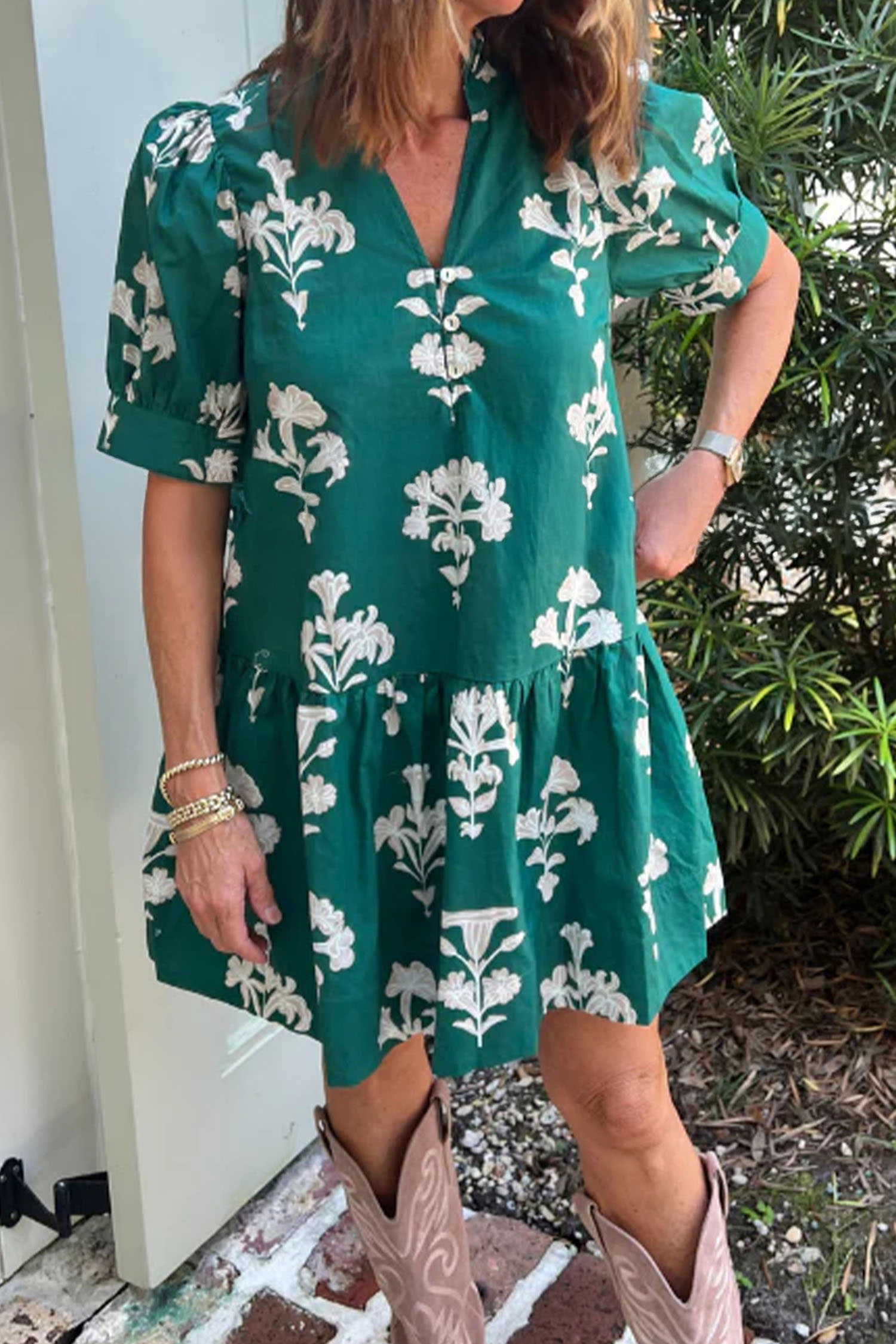 Southern Belle Style Women's Green Floral Mini Dress – Frilled V-Neck, High Waist for Summer Getaways & Adults - Detail View 3 Southern Belle Style Women's Green Floral Mini Dress – Frilled V-Neck, High Waist for Summer Getaways & Adults - Detail View 3