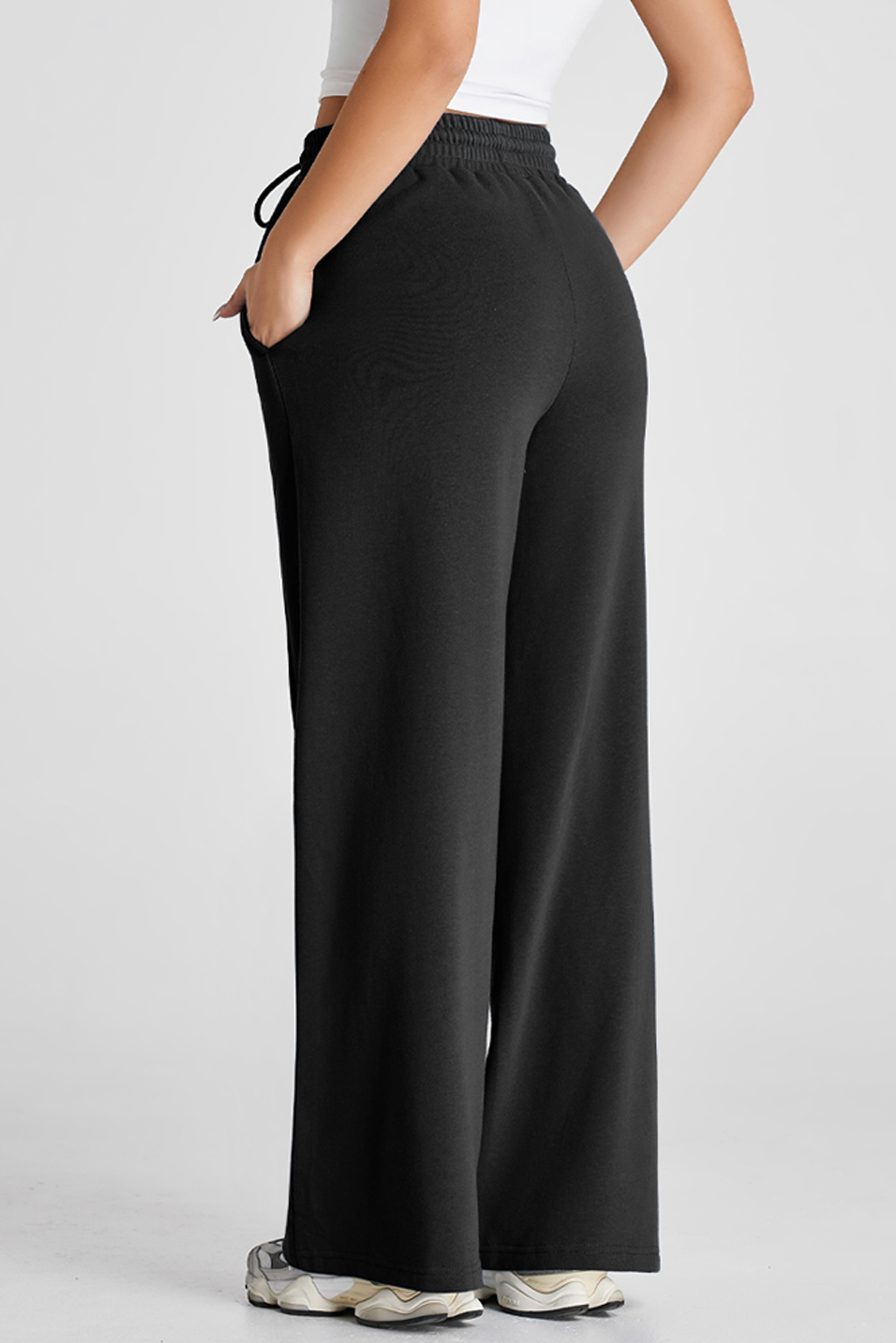 Active Women's Seamed Drawstring Sweatpants in Black for Outdoor Wear - Detail View 2 Active Women's Seamed Drawstring Sweatpants in Black for Outdoor Wear - Detail View 2