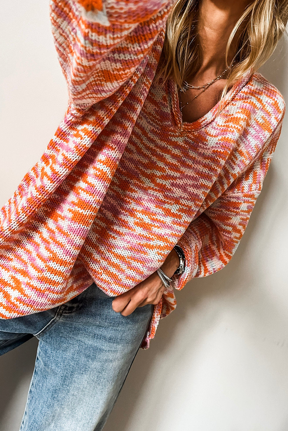 Trendy Oversized V Neck Sweater in Orange with Abstract Print - Ideal for Daily Wear - Detail View 3 Trendy Oversized V Neck Sweater in Orange with Abstract Print - Ideal for Daily Wear - Detail View 3
