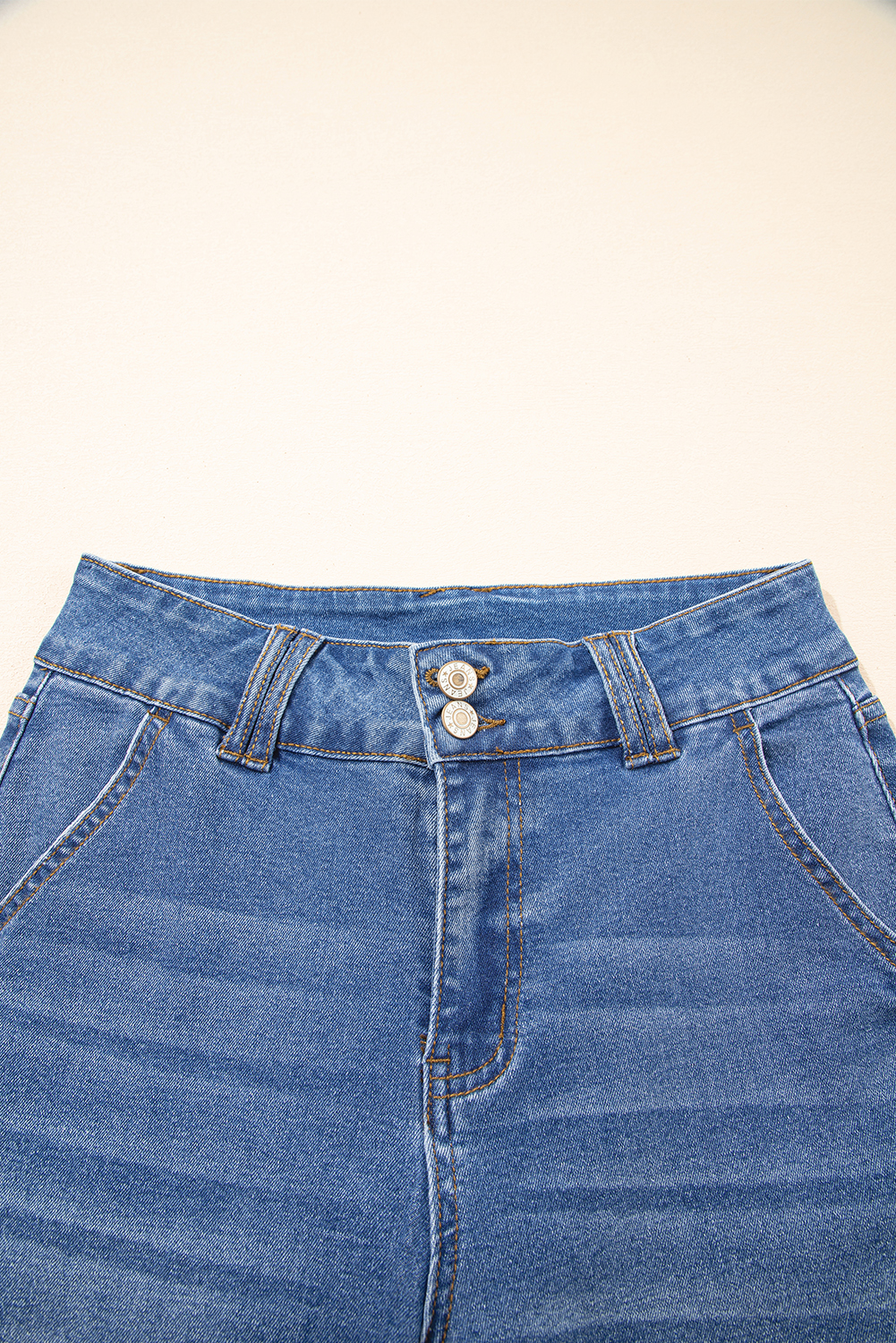 Chic Sky Blue Double Button Jeans for Women – Effortless Style for Any Occasion - Detail View 9 Chic Sky Blue Double Button Jeans for Women – Effortless Style for Any Occasion - Detail View 9