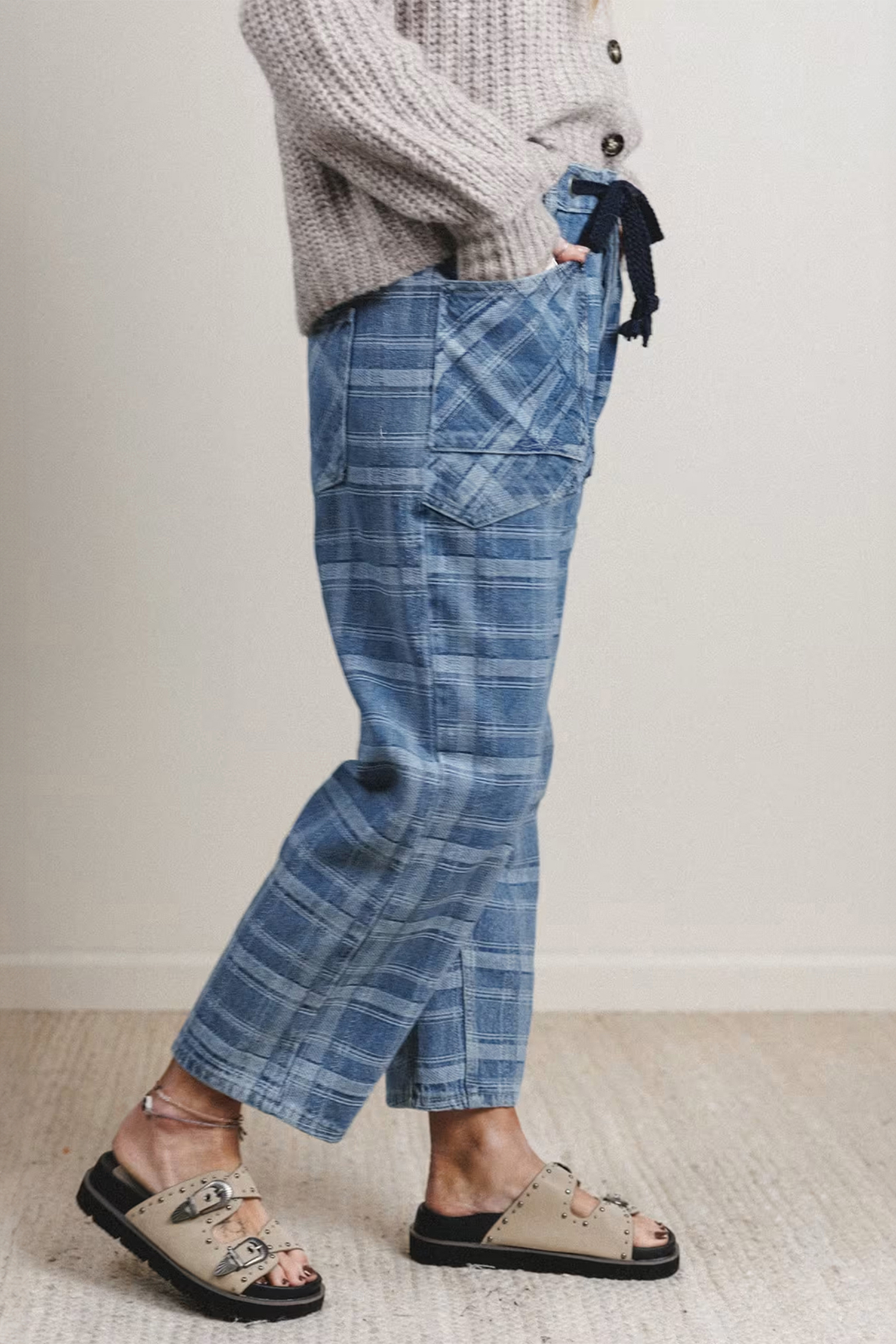Women's High Waist Plaid Jeans, Stretch Denim Pants - Detail View 3 Women's High Waist Plaid Jeans, Stretch Denim Pants - Detail View 3