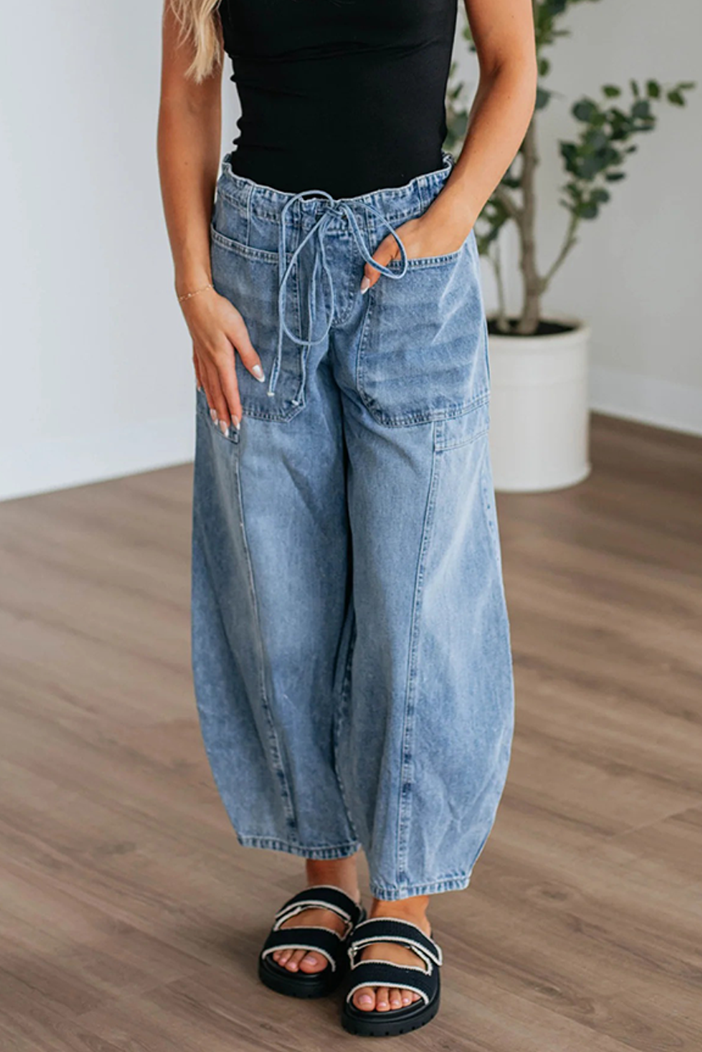 Myosotis Large Patch Pocket High Waist Drawstring Barrel Jeans for Women - Detail View 5 Myosotis Large Patch Pocket High Waist Drawstring Barrel Jeans for Women - Detail View 5