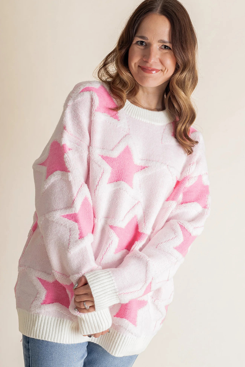 Fashionable Oversized Pink Star Pattern Sweater for Women – Ideal for Everyday Comfort in Winter - Detail View 6 Fashionable Oversized Pink Star Pattern Sweater for Women – Ideal for Everyday Comfort in Winter - Detail View 6