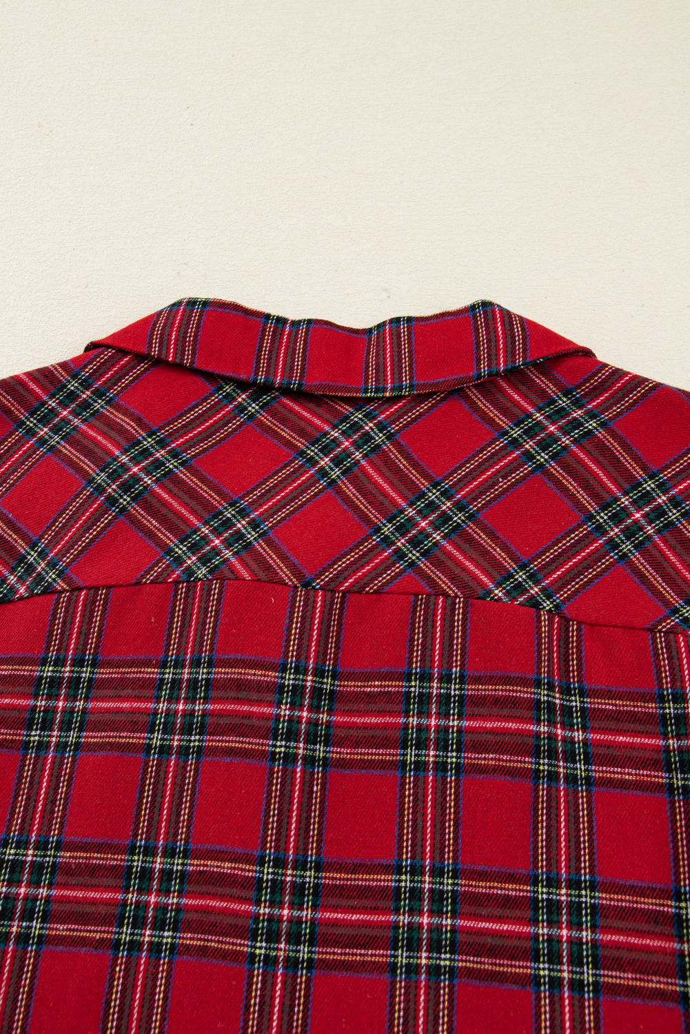 Charming Red Plaid Contrast Pajama Set – Perfect for Holiday Home Relaxation - Detail View 8 Charming Red Plaid Contrast Pajama Set – Perfect for Holiday Home Relaxation - Detail View 8