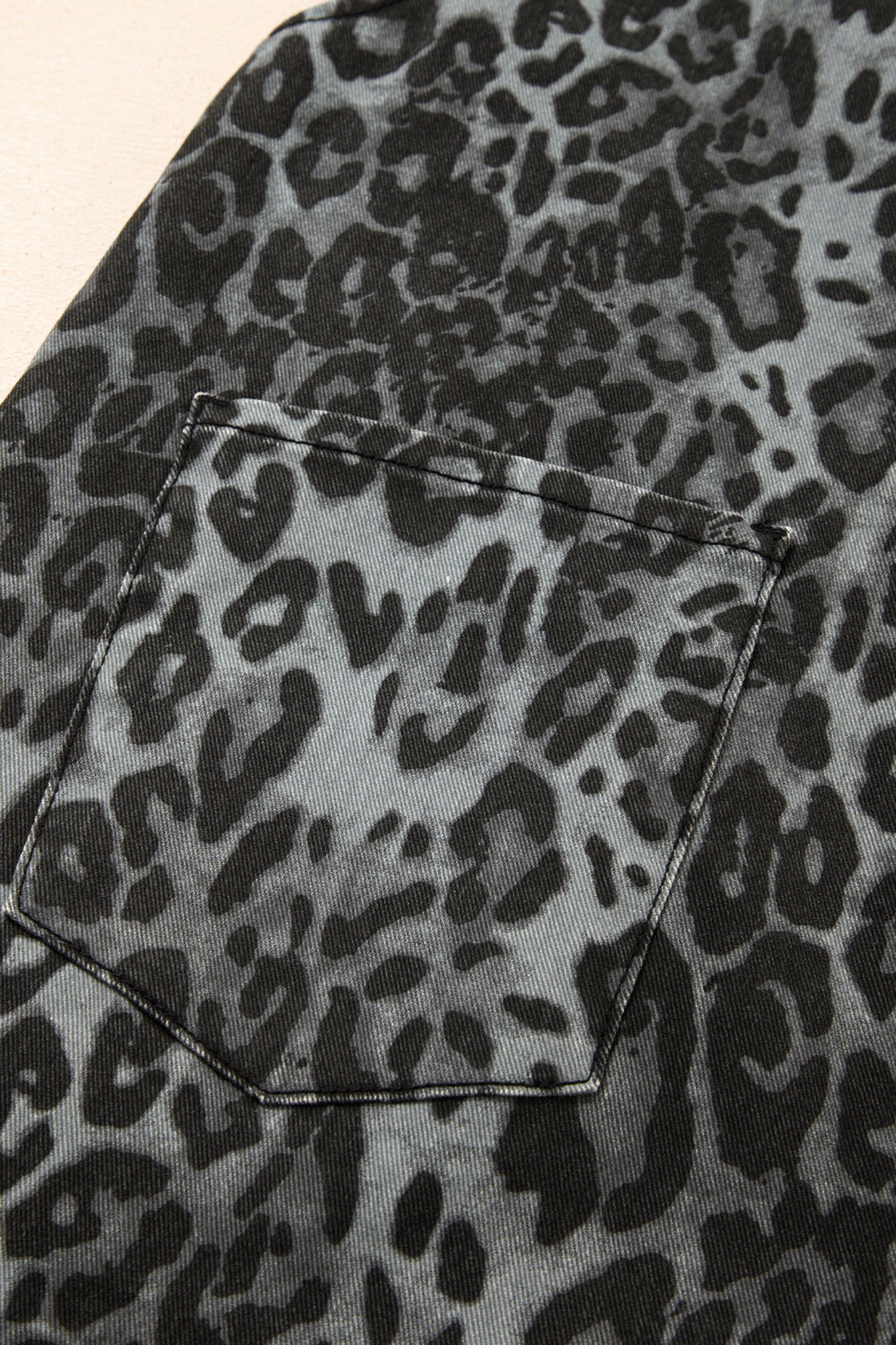 Trendy Women's Cropped Denim Overalls in Gray Leopard Print – Perfect for Daily Wear - Detail View 15 Trendy Women's Cropped Denim Overalls in Gray Leopard Print – Perfect for Daily Wear - Detail View 15