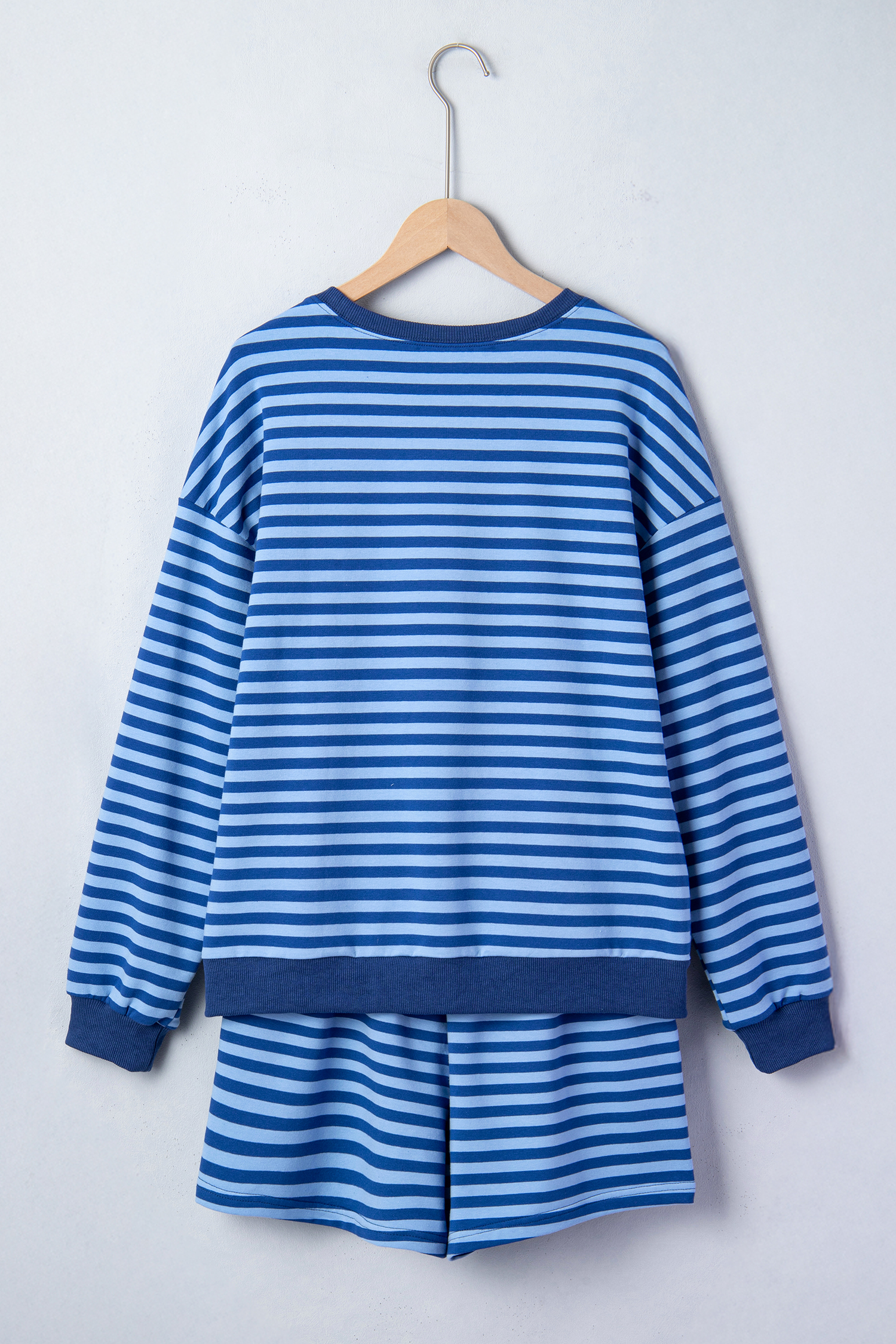 Casual Blue Stripe Long Sleeve Pullover with High Waist Shorts – Ideal for Daily Outings - Detail View 6 Casual Blue Stripe Long Sleeve Pullover with High Waist Shorts – Ideal for Daily Outings - Detail View 6