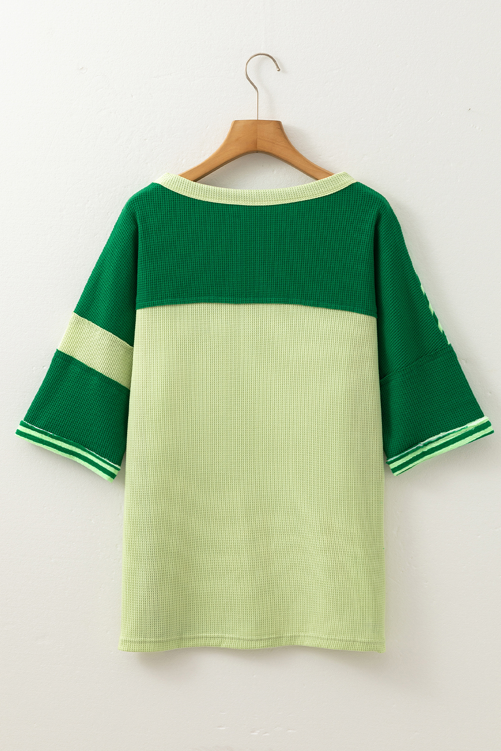 Trendy Casual Mint Green Colorblock Top with 3/4 Sleeves for Everyday Wear - Detail View 6 Trendy Casual Mint Green Colorblock Top with 3/4 Sleeves for Everyday Wear - Detail View 6