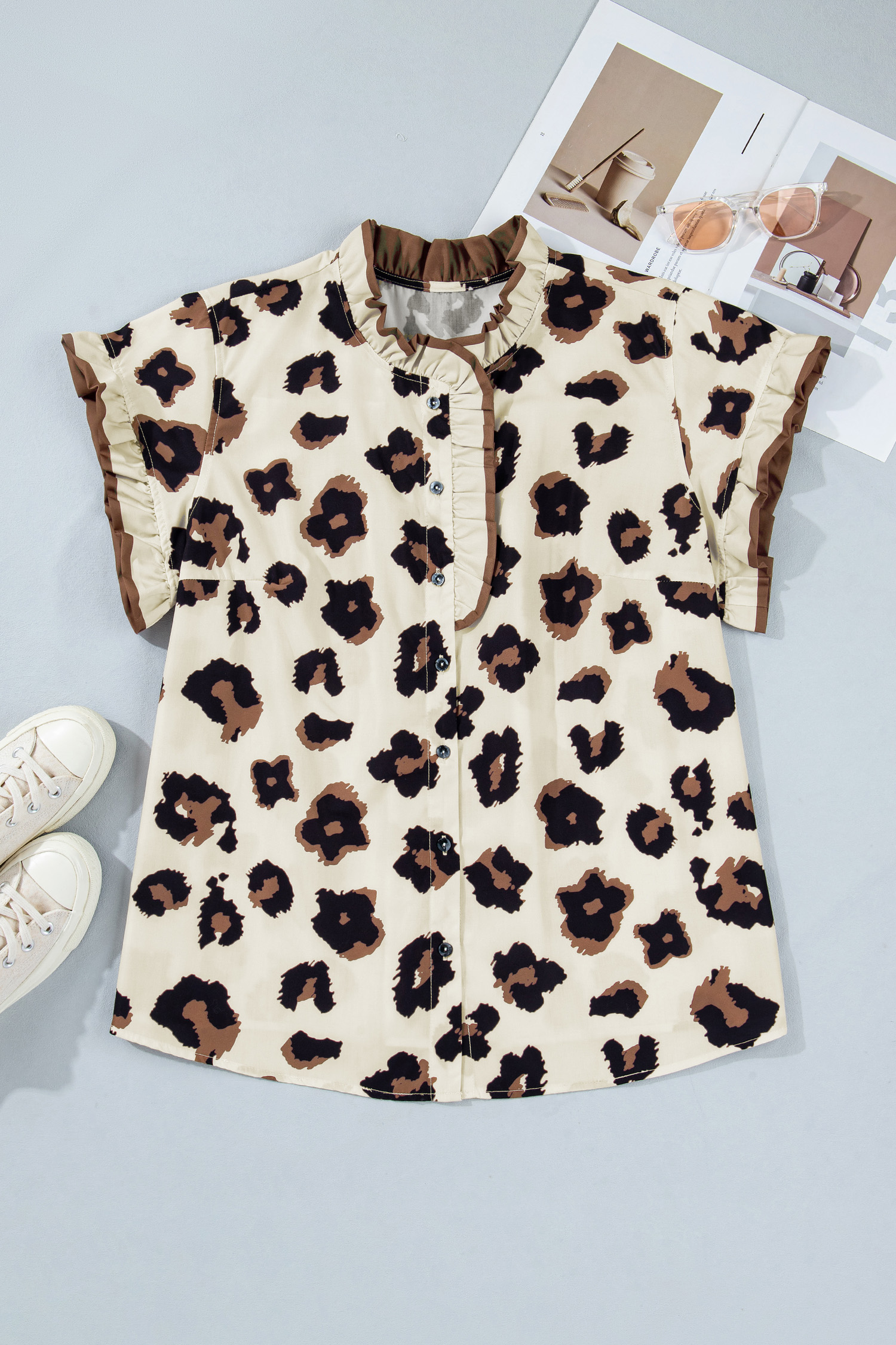 Khaki Leopard Print Women's Blouse – Short Sleeve V Neck Colorblock Shirt for Daily Wear - Detail View 2 Khaki Leopard Print Women's Blouse – Short Sleeve V Neck Colorblock Shirt for Daily Wear - Detail View 2