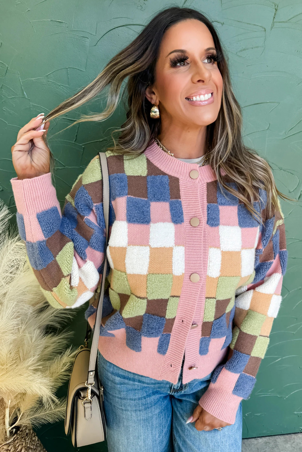 Cozy Fall & Autumn Long Sleeve Cardigan with Plaid Design - Casual Style - Detail View 6 Cozy Fall & Autumn Long Sleeve Cardigan with Plaid Design - Casual Style - Detail View 6