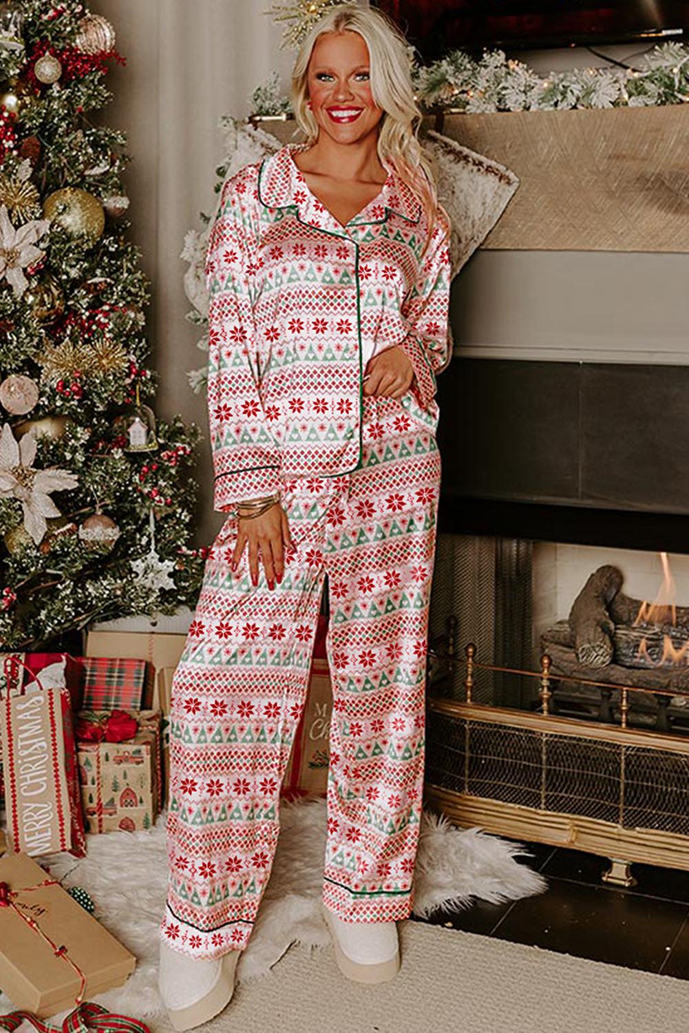 Festive White Christmas Motif 2-Piece Pajama Set for Women – Versatile Long Sleeve Option for Fall Evenings - Detail View 3 Festive White Christmas Motif 2-Piece Pajama Set for Women – Versatile Long Sleeve Option for Fall Evenings - Detail View 3