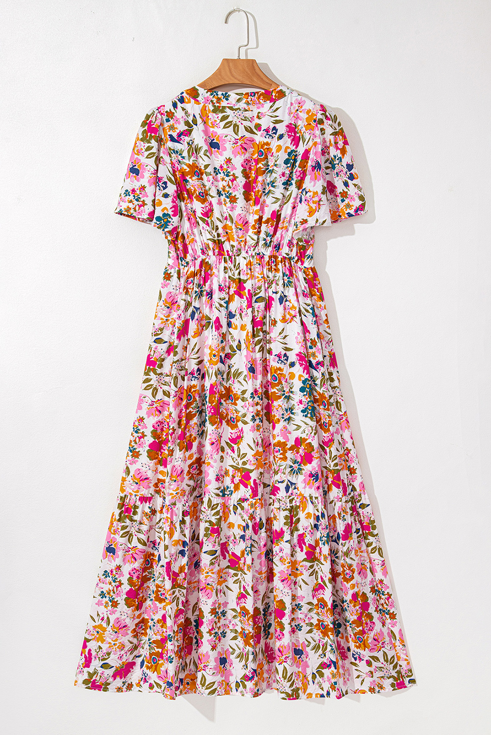 Chic A-Line Maxi Dress with Floral Print and V Neck - Perfect for Summer Occasions - Detail View 22 Chic A-Line Maxi Dress with Floral Print and V Neck - Perfect for Summer Occasions - Detail View 22