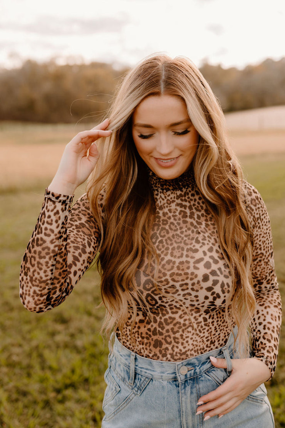 Women's Bodysuit, Leopard Print, Smocked Neck, Long Sleeve, Mesh Fabric, Chic Style, Sheath Silhouette, Versatile, Daily Wear, Spring Fashion, Trendy Top, Elegant Bodysuit, Western Style, Comfortable Fit - Detail View 4 Women's Bodysuit, Leopard Print, Smocked Neck, Long Sleeve, Mesh Fabric, Chic Style, Sheath Silhouette, Versatile, Daily Wear, Spring Fashion, Trendy Top, Elegant Bodysuit, Western Style, Comfortable Fit - Detail View 4