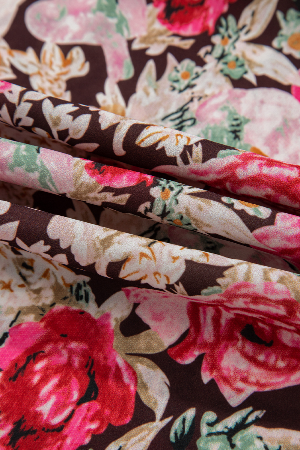 Stylish and Comfortable Pink Floral Blouse with Short Sleeves for Daily Wear - Detail View 18 Stylish and Comfortable Pink Floral Blouse with Short Sleeves for Daily Wear - Detail View 18