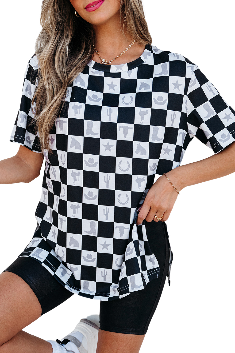 Stylish Longline Checkerboard T-Shirt with Side Slits - Western Print - Detail View 22 Stylish Longline Checkerboard T-Shirt with Side Slits - Western Print - Detail View 22