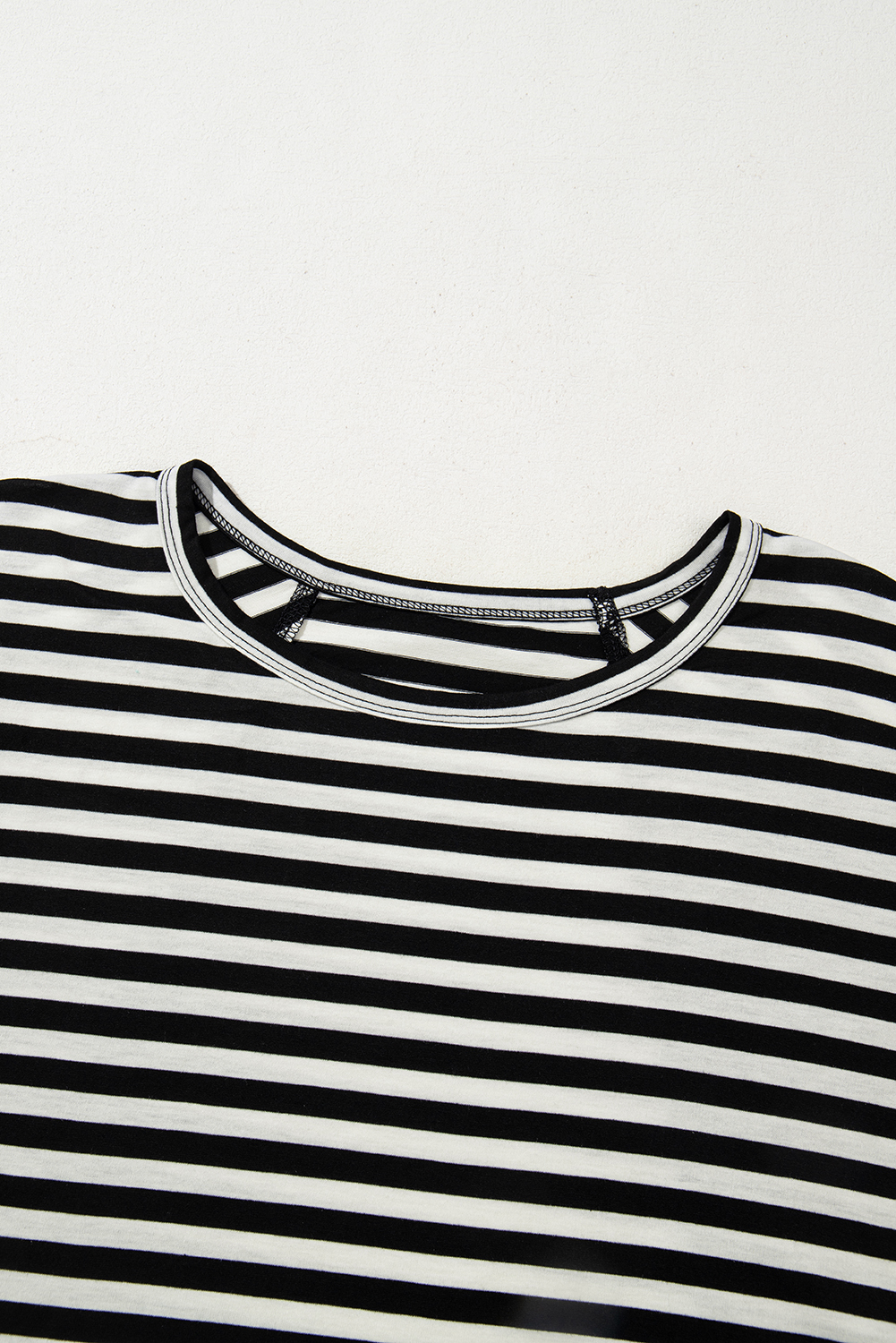 Women's Top, Black Stripe, Batwing Sleeve, Oversized, Casual, Comfortable, Crewneck, Summer Fashion, Daily Wear, Relaxed Fit, Voluminous Look, Trendy Style, Versatile Neckline, Tops & Tees - Detail View 8 Women's Top, Black Stripe, Batwing Sleeve, Oversized, Casual, Comfortable, Crewneck, Summer Fashion, Daily Wear, Relaxed Fit, Voluminous Look, Trendy Style, Versatile Neckline, Tops & Tees - Detail View 8