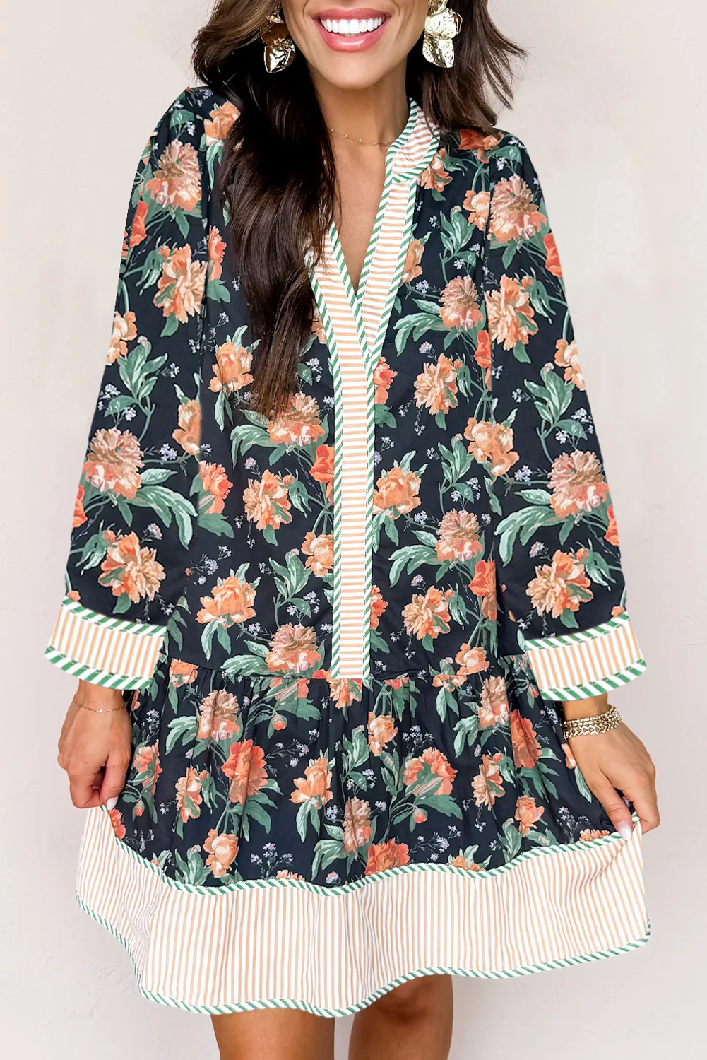Spring Style Women's Ruffle Hem Blue Floral Shift Dress - Detail View 6 Spring Style Women's Ruffle Hem Blue Floral Shift Dress - Detail View 6