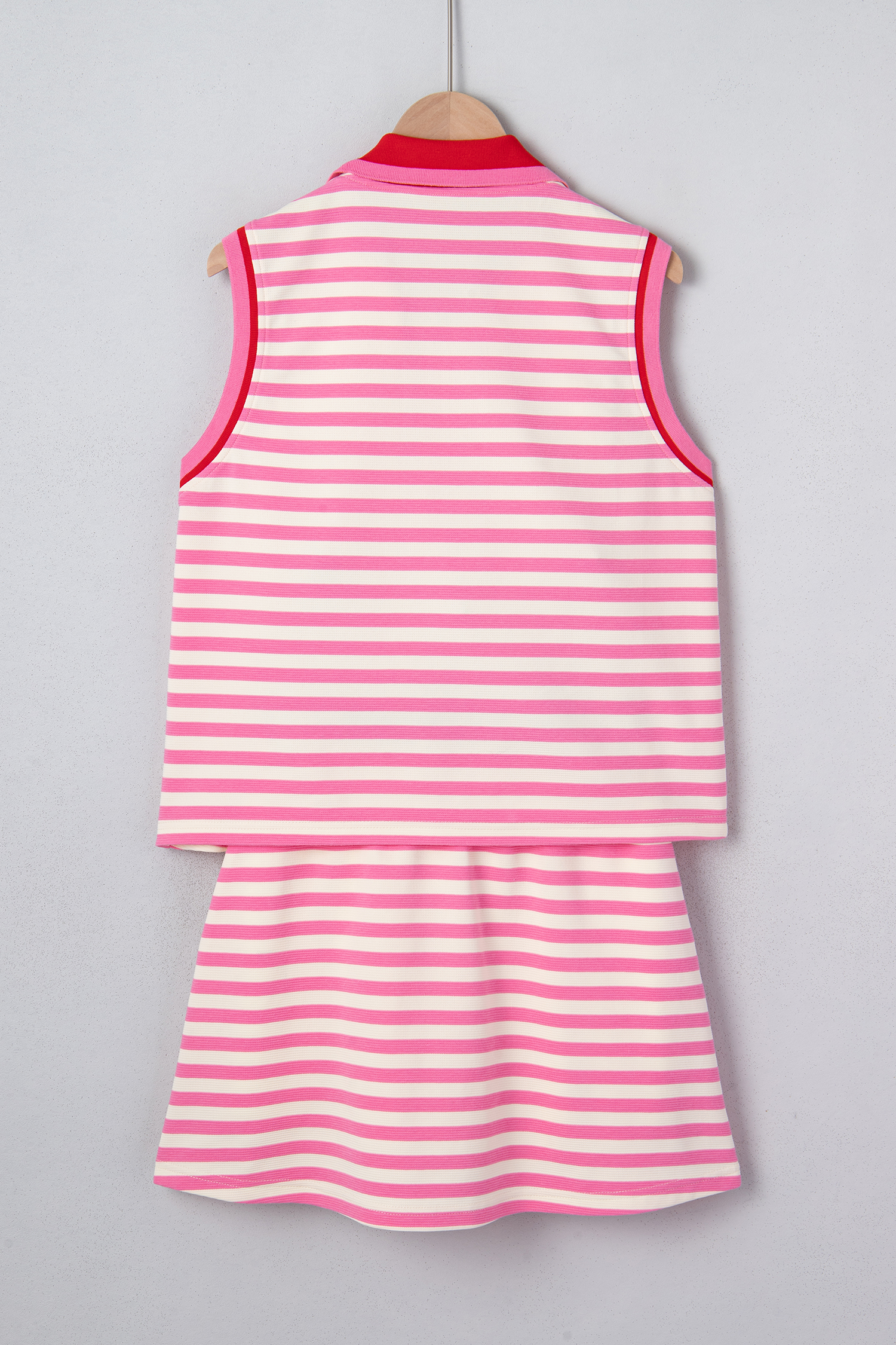 Stylish Women's 2-Piece Skort Set – Striped Sleeveless Zip Collar Top & Shift Skirt for Daily Summer Wear - Detail View 12 Stylish Women's 2-Piece Skort Set – Striped Sleeveless Zip Collar Top & Shift Skirt for Daily Summer Wear - Detail View 12