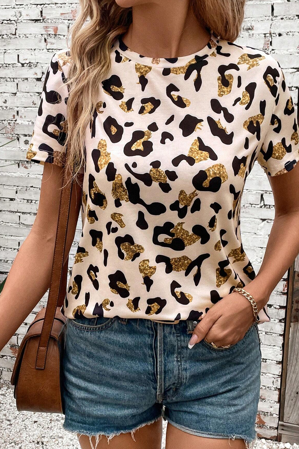Stylish and Comfortable Apricot Leopard T-Shirt - Perfect for Daily Wear - Detail View 7 Stylish and Comfortable Apricot Leopard T-Shirt - Perfect for Daily Wear - Detail View 7