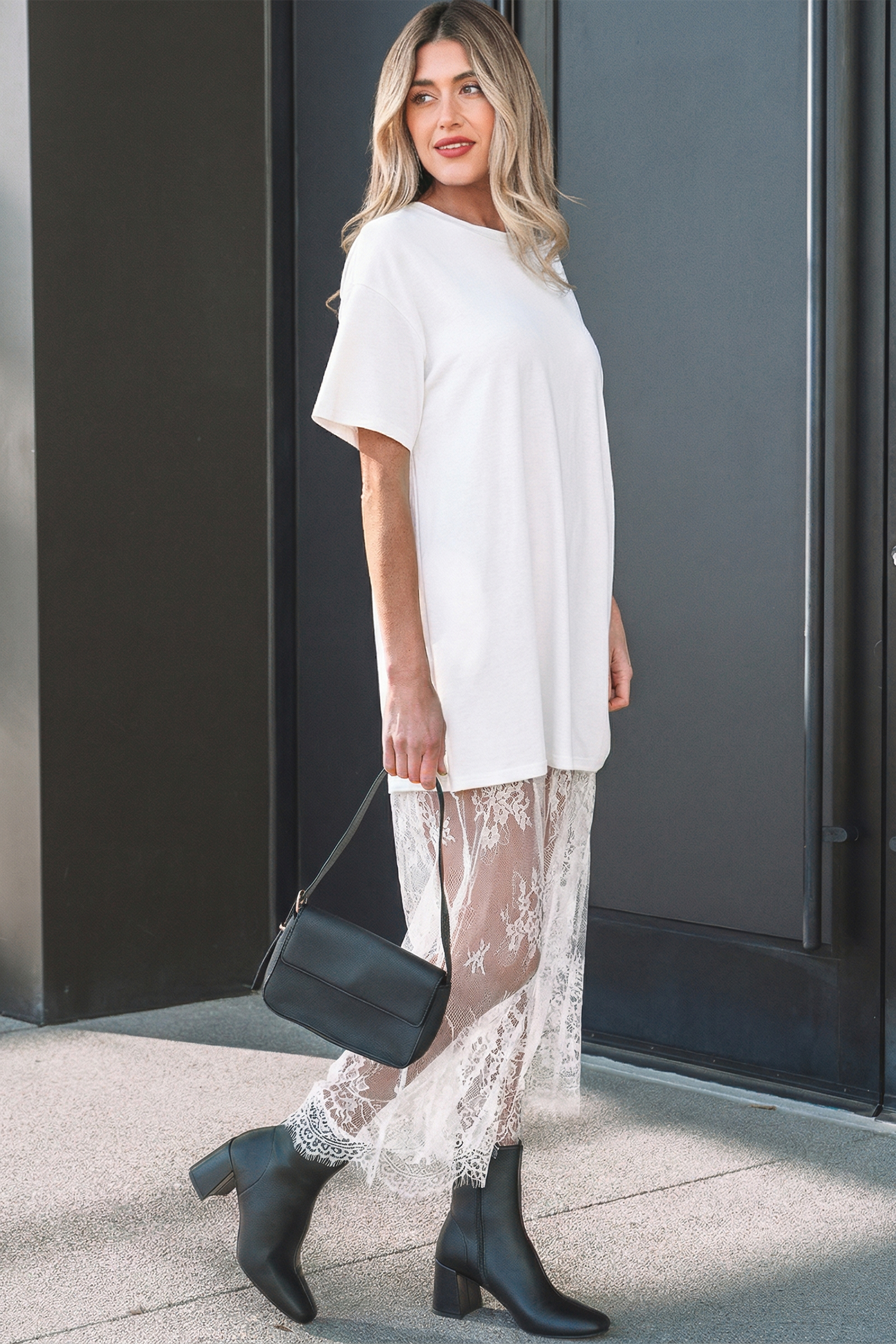 Chic White Floral Patchwork Long Dress – Perfect Short Sleeve Maxi for Everyday Elegance - Detail View 3 Chic White Floral Patchwork Long Dress – Perfect Short Sleeve Maxi for Everyday Elegance - Detail View 3
