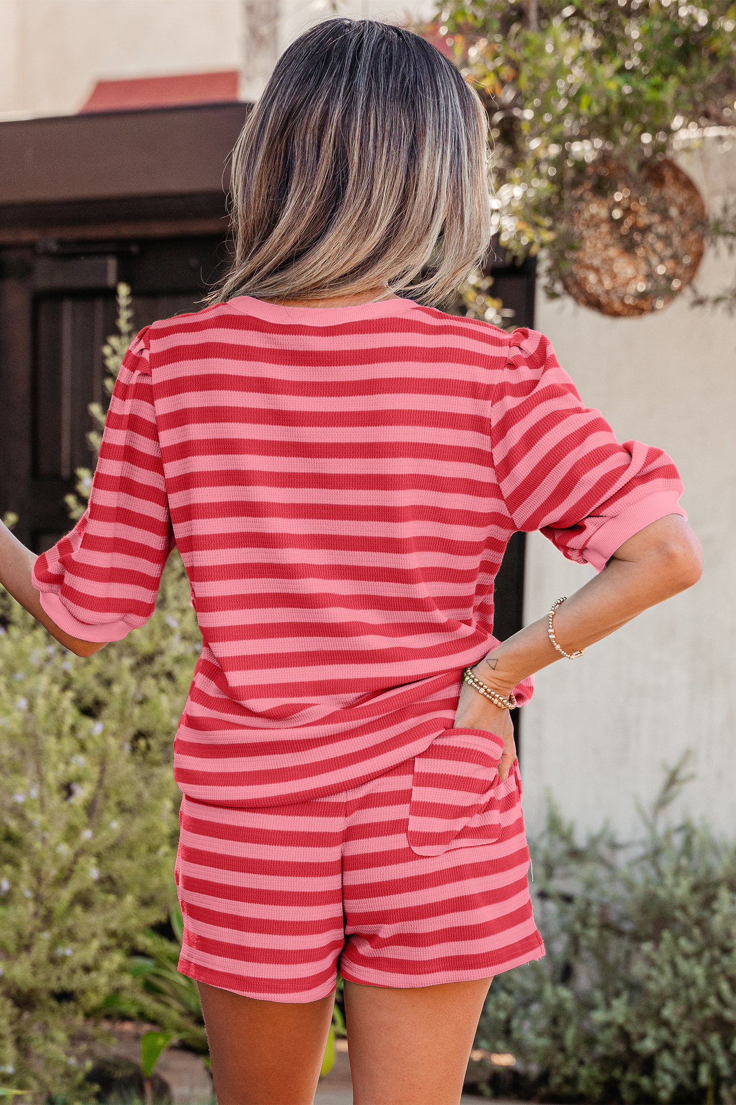Casual Striped Puff Sleeve Tee and Shorts Set – Women's Waffle Knit Colorblock Two-Piece Outfit for Summer - Detail View 2 Casual Striped Puff Sleeve Tee and Shorts Set – Women's Waffle Knit Colorblock Two-Piece Outfit for Summer - Detail View 2