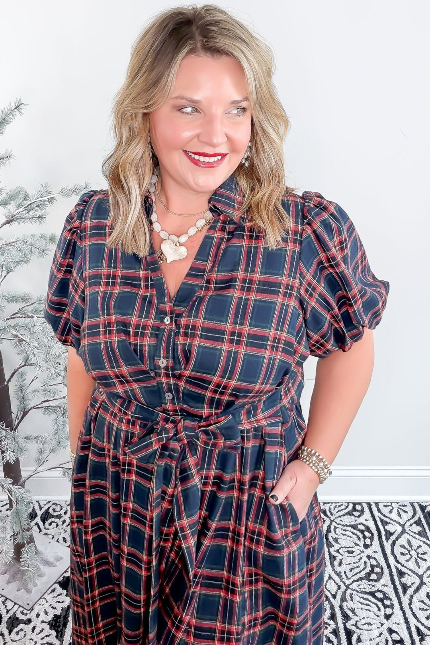 Women's Plaid Maxi Dress, Casual Short Sleeve Belted Style - Detail View 10 Women's Plaid Maxi Dress, Casual Short Sleeve Belted Style - Detail View 10
