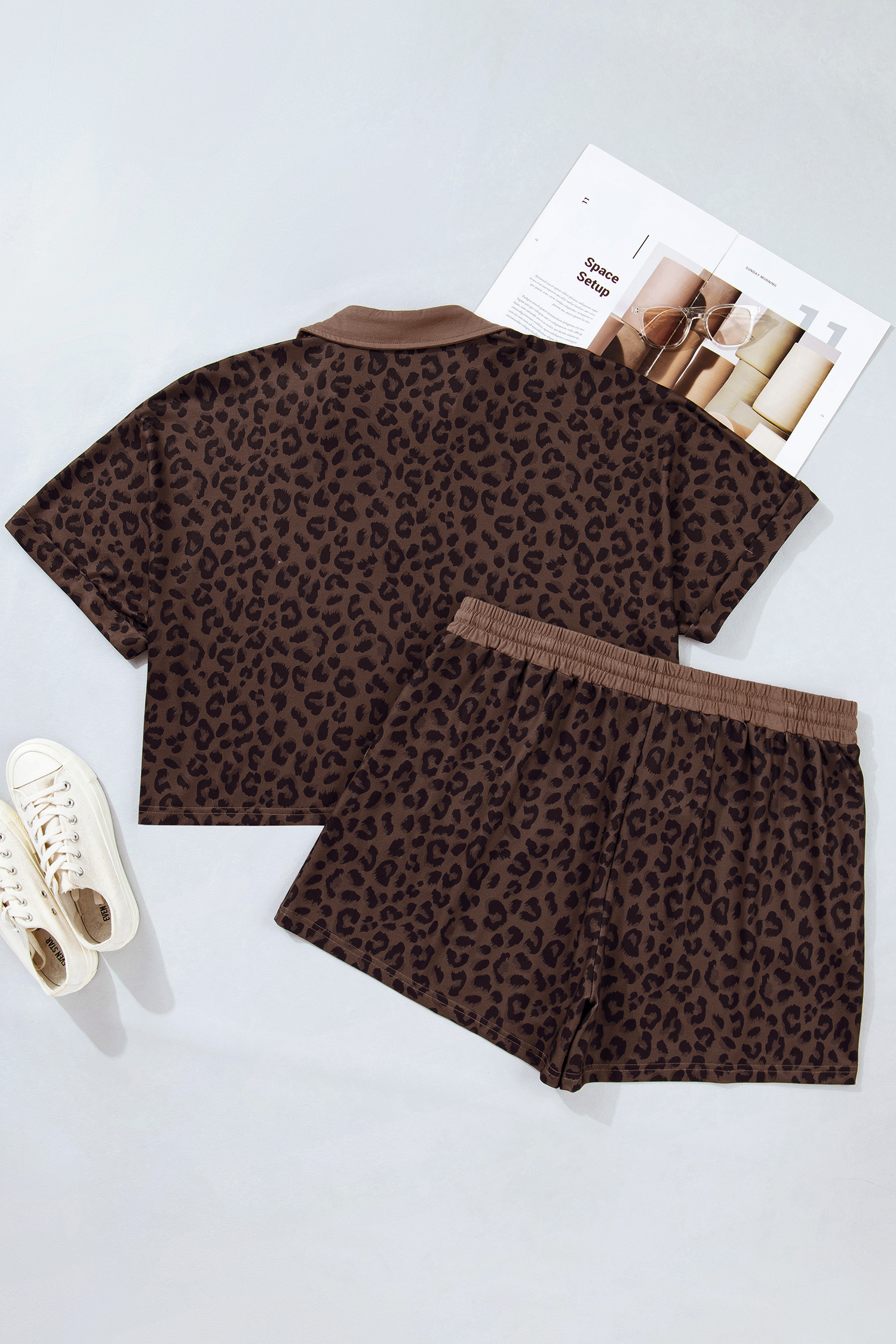 Women's Summer Leopard Short Set – V-Neck Casual Two-Piece Outfit with High Waist Colorblock Design - Detail View 3 Women's Summer Leopard Short Set – V-Neck Casual Two-Piece Outfit with High Waist Colorblock Design - Detail View 3