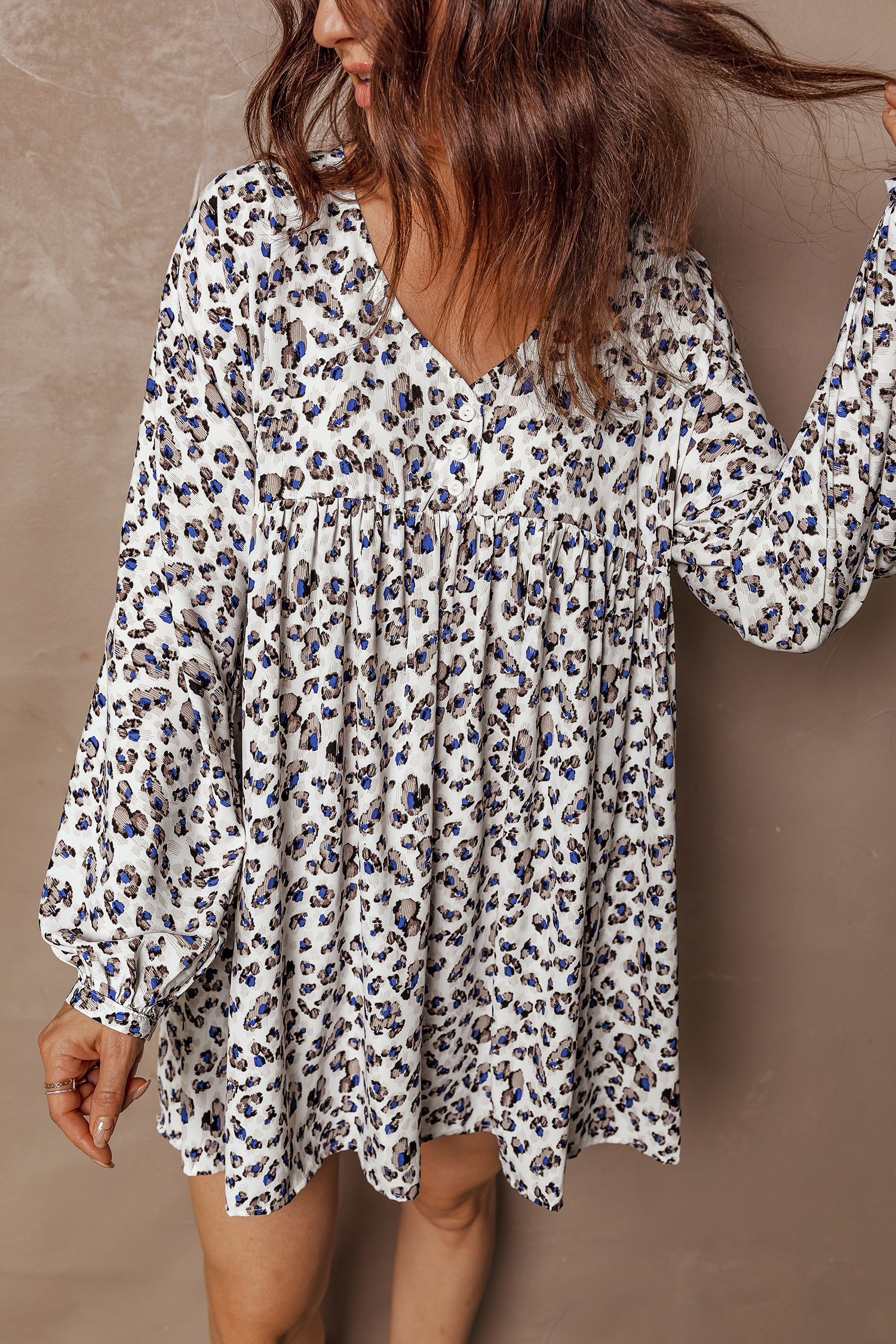 Trendy Multicolour Leopard Print Mini Dress for Women – Long Sleeve V Neck Style Perfect for Daily Wear - Detail View 8 Trendy Multicolour Leopard Print Mini Dress for Women – Long Sleeve V Neck Style Perfect for Daily Wear - Detail View 8