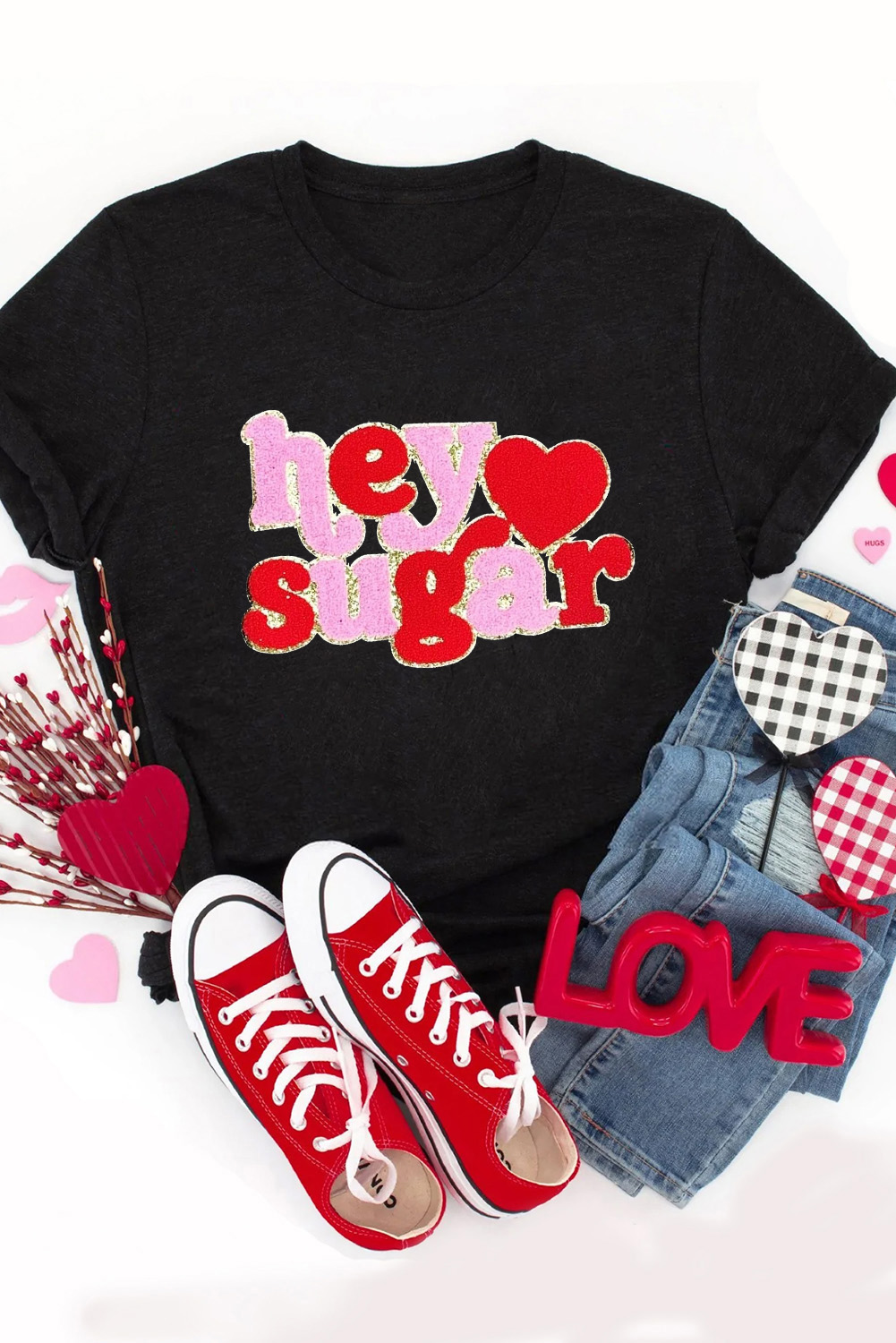 Casual and Comfortable Short Sleeve Tee with Glitter Heart Patches - Perfect for Everyday Wear - Detail View 2 Casual and Comfortable Short Sleeve Tee with Glitter Heart Patches - Perfect for Everyday Wear - Detail View 2