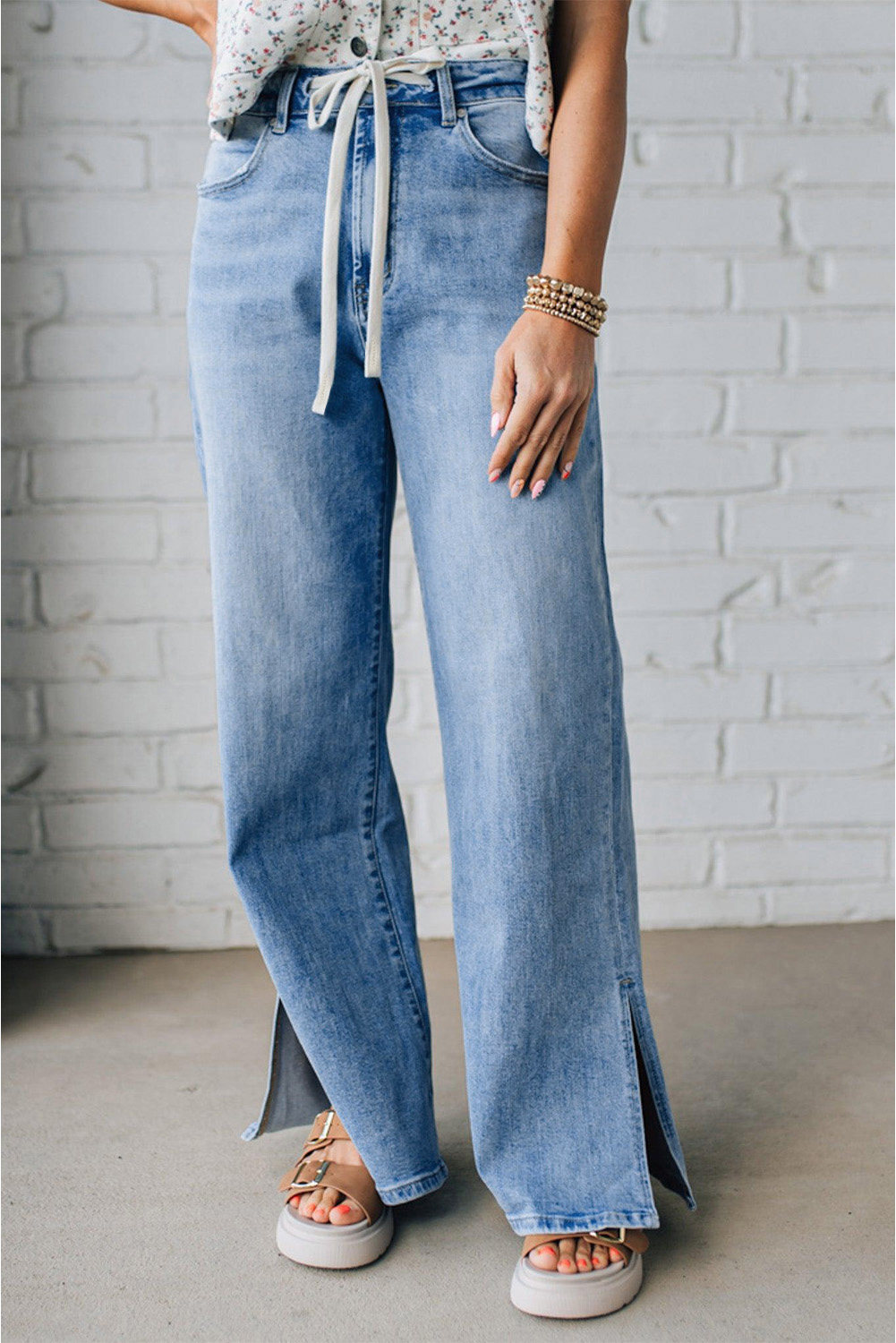 Comfortable High Rise Denim Jeans with Drawstring - Perfect for Daily Wear - Detail View 7 Comfortable High Rise Denim Jeans with Drawstring - Perfect for Daily Wear - Detail View 7