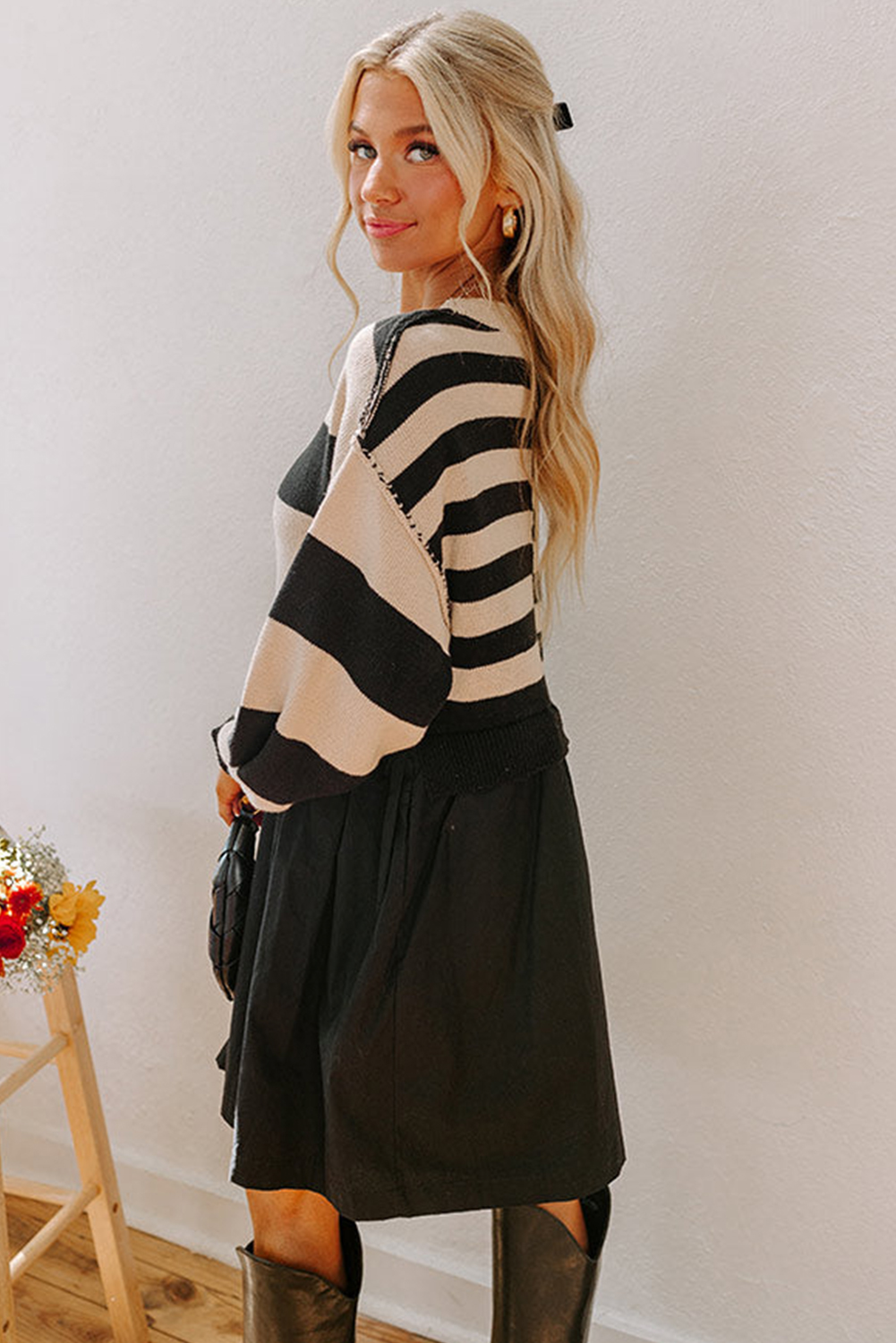 Chic and Comfortable Shift Dress - Perfect for Daily Wear in Fall & Autumn - Detail View 3 Chic and Comfortable Shift Dress - Perfect for Daily Wear in Fall & Autumn - Detail View 3