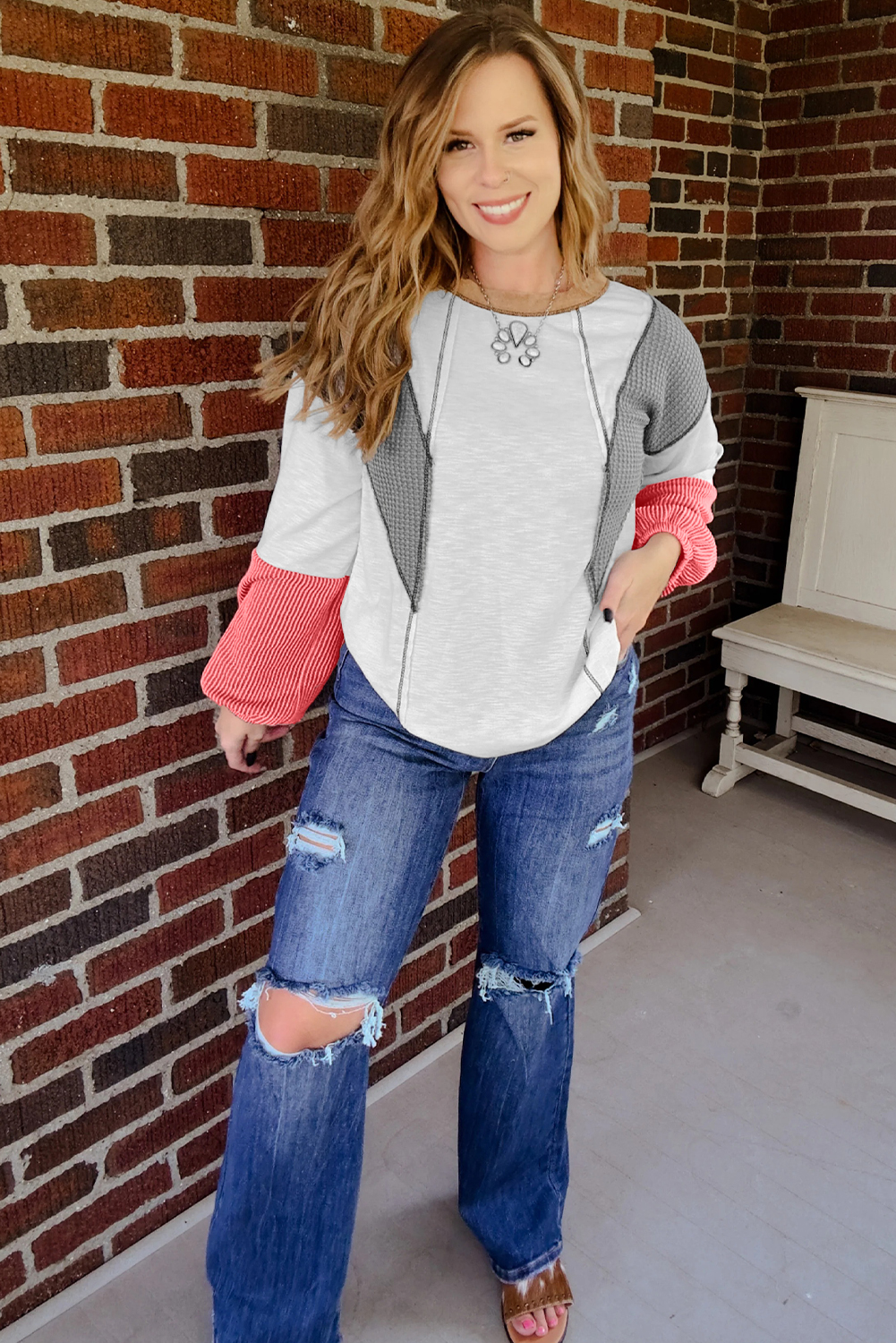 Women's White Mixed Textured Knit Top – Versatile Colorblock Casual Style for Autumn - Detail View 2 Women's White Mixed Textured Knit Top – Versatile Colorblock Casual Style for Autumn - Detail View 2