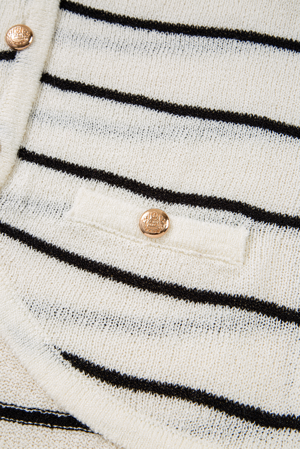 Chic Sleeveless Sweater Vest with Striped Pattern and Button Closure - Perfect for Curvy Figures - Detail View 14 Chic Sleeveless Sweater Vest with Striped Pattern and Button Closure - Perfect for Curvy Figures - Detail View 14