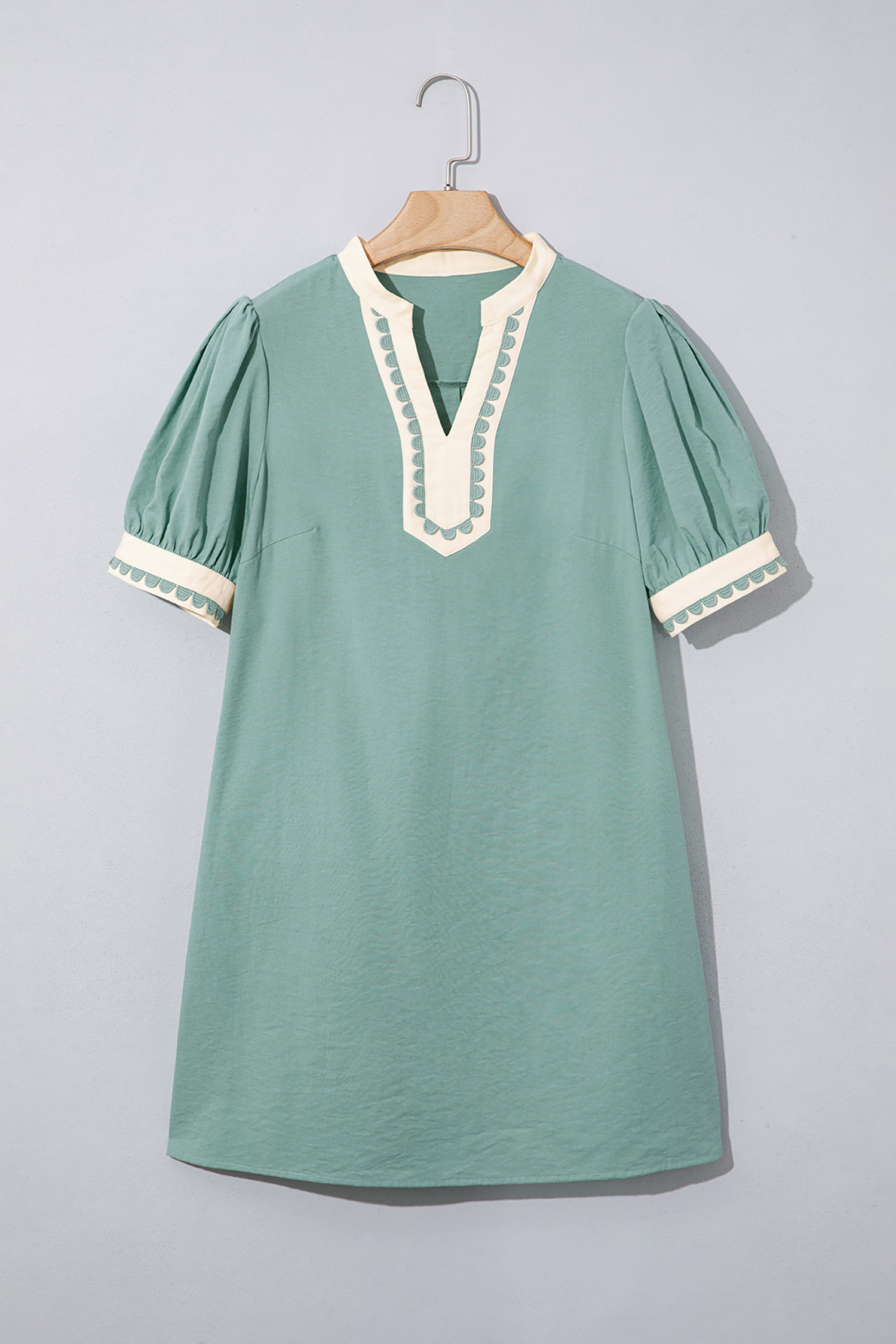 Women's Puff Sleeve Mini Dress – V Neck Color Block Shift Dress with Scallop Trim for Summer Daily Wear - Detail View 7 Women's Puff Sleeve Mini Dress – V Neck Color Block Shift Dress with Scallop Trim for Summer Daily Wear - Detail View 7