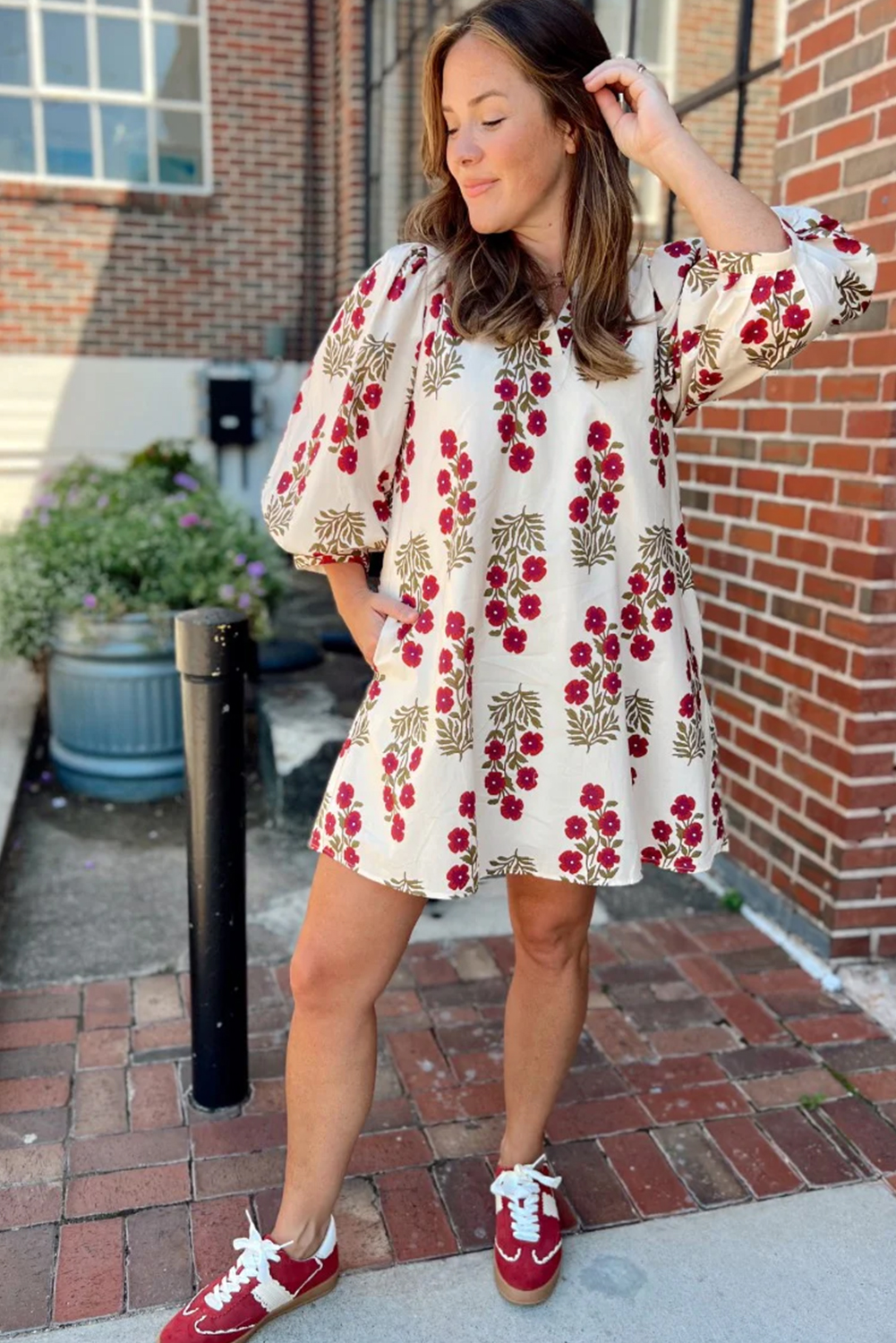 Casual White Floral Print Mini Dress with 3/4 Sleeves – Ideal Spring Dress for Women - Detail View 9 Casual White Floral Print Mini Dress with 3/4 Sleeves – Ideal Spring Dress for Women - Detail View 9