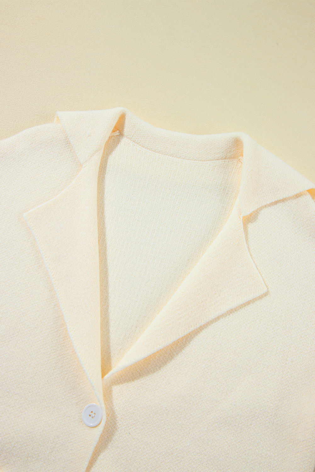 Women's Shift Silhouette Beige Cardigan – Versatile Autumn Office Style - Detail View 27 Women's Shift Silhouette Beige Cardigan – Versatile Autumn Office Style - Detail View 27