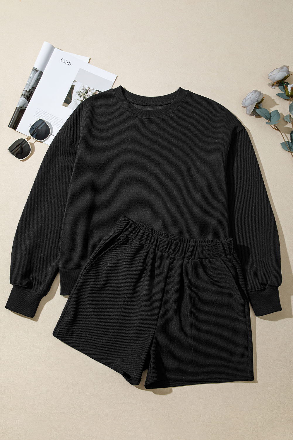 Versatile Women's Black Ribbed Baggy Pullover and Shorts Set – Perfect for Fall Outings - Detail View 3 Versatile Women's Black Ribbed Baggy Pullover and Shorts Set – Perfect for Fall Outings - Detail View 3