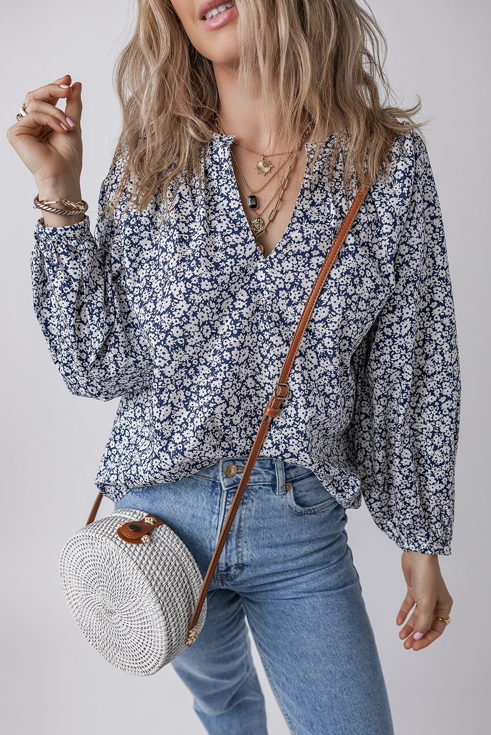 Women's Blouse, Blue Floral Print, Notched V Neck, Puff Sleeves, Elegant Style, Chic Design, Daily Wear, Spring Fashion, Comfortable Cotton, Feminine Charm, Country Style, Long Sleeve Blouse, Floral Pattern, Versatile Tops - Detail View 4 Women's Blouse, Blue Floral Print, Notched V Neck, Puff Sleeves, Elegant Style, Chic Design, Daily Wear, Spring Fashion, Comfortable Cotton, Feminine Charm, Country Style, Long Sleeve Blouse, Floral Pattern, Versatile Tops - Detail View 4