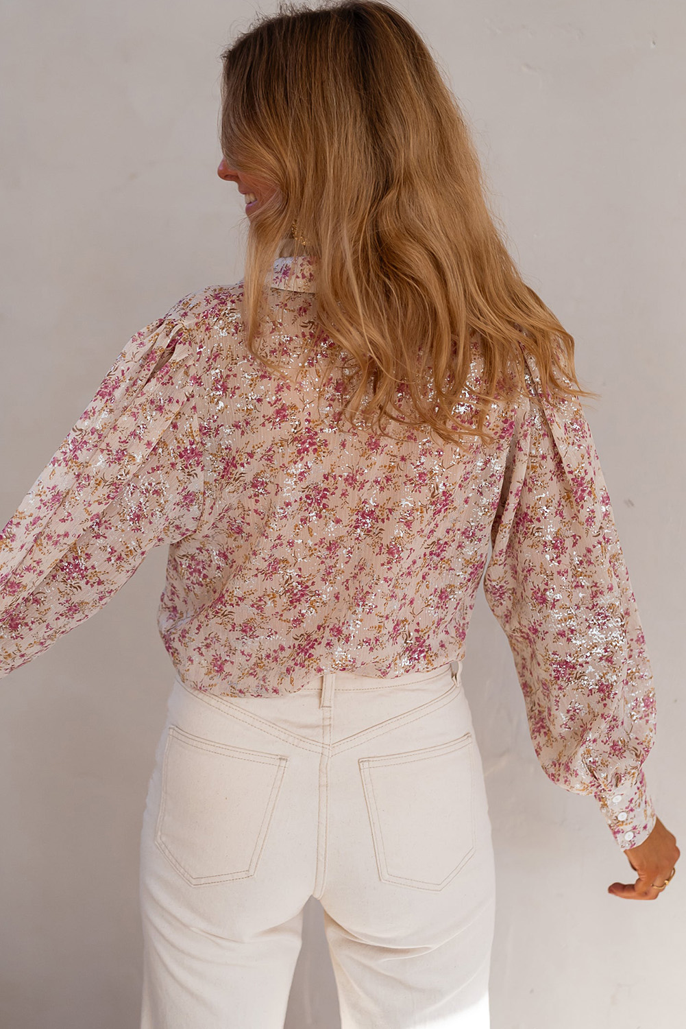 Stay on trend and elevate your style effortlessly with this Women's Pink Floral Print Bishop Sleeve Collared V-Neck Shirt. The fashionable button-up shirt features chic floral prints, adding a touch of femininity and sophistication to your look. The versatile design makes it suitable for various occasions, whether it's for work, school, or dates. The elegant bishop sleeves exude a sense of grace and style, creating a polished and put-together look. Made from premium 100% polyester, this shirt offers both comfort and durability. The pink floral print adds a pop of color and vibrancy, making it perfect for the spring season. Pair it with tailored pants for a professional look, or with jeans for a more casual and stylish ensemble. This shirt is a hot pick for your daily wardrobe, offering a perfect blend of elegance and versatility. - Detail View 4 Stay on trend and elevate your style effortlessly with this Women's Pink Floral Print Bishop Sleeve Collared V-Neck Shirt. The fashionable button-up shirt features chic floral prints, adding a touch of femininity and sophistication to your look. The versatile design makes it suitable for various occasions, whether it's for work, school, or dates. The elegant bishop sleeves exude a sense of grace and style, creating a polished and put-together look. Made from premium 100% polyester, this shirt offers both comfort and durability. The pink floral print adds a pop of color and vibrancy, making it perfect for the spring season. Pair it with tailored pants for a professional look, or with jeans for a more casual and stylish ensemble. This shirt is a hot pick for your daily wardrobe, offering a perfect blend of elegance and versatility. - Detail View 4