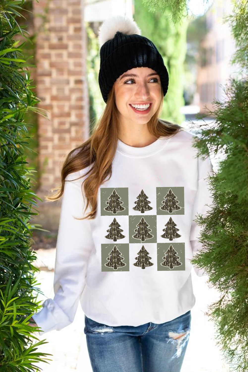 Women's Sweatshirt, Beige, Christmas Tree Print, Checker Pattern, Drop Shoulder, Long Sleeve, Casual Style, Graphic Sweatshirt, Crew Neck, Relaxed Fit, Everyday Wear, Fall Fashion, Autumn Collection - Detail View 4 Women's Sweatshirt, Beige, Christmas Tree Print, Checker Pattern, Drop Shoulder, Long Sleeve, Casual Style, Graphic Sweatshirt, Crew Neck, Relaxed Fit, Everyday Wear, Fall Fashion, Autumn Collection - Detail View 4