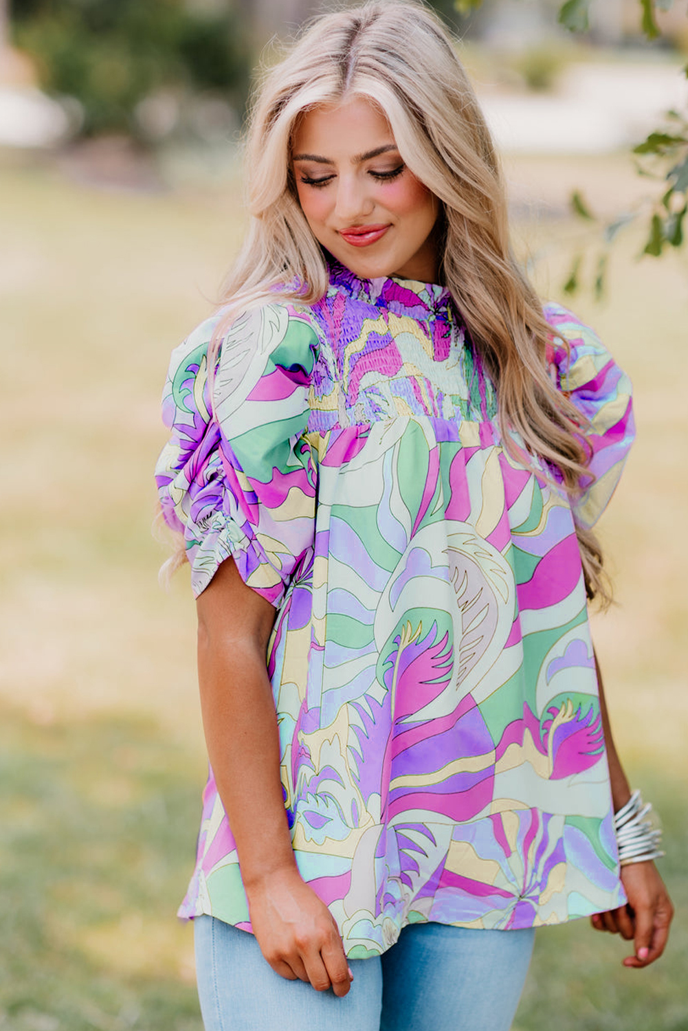 Casual Style: Green Short Sleeve Smock Blouse with Abstract Print - Detail View 7 Casual Style: Green Short Sleeve Smock Blouse with Abstract Print - Detail View 7