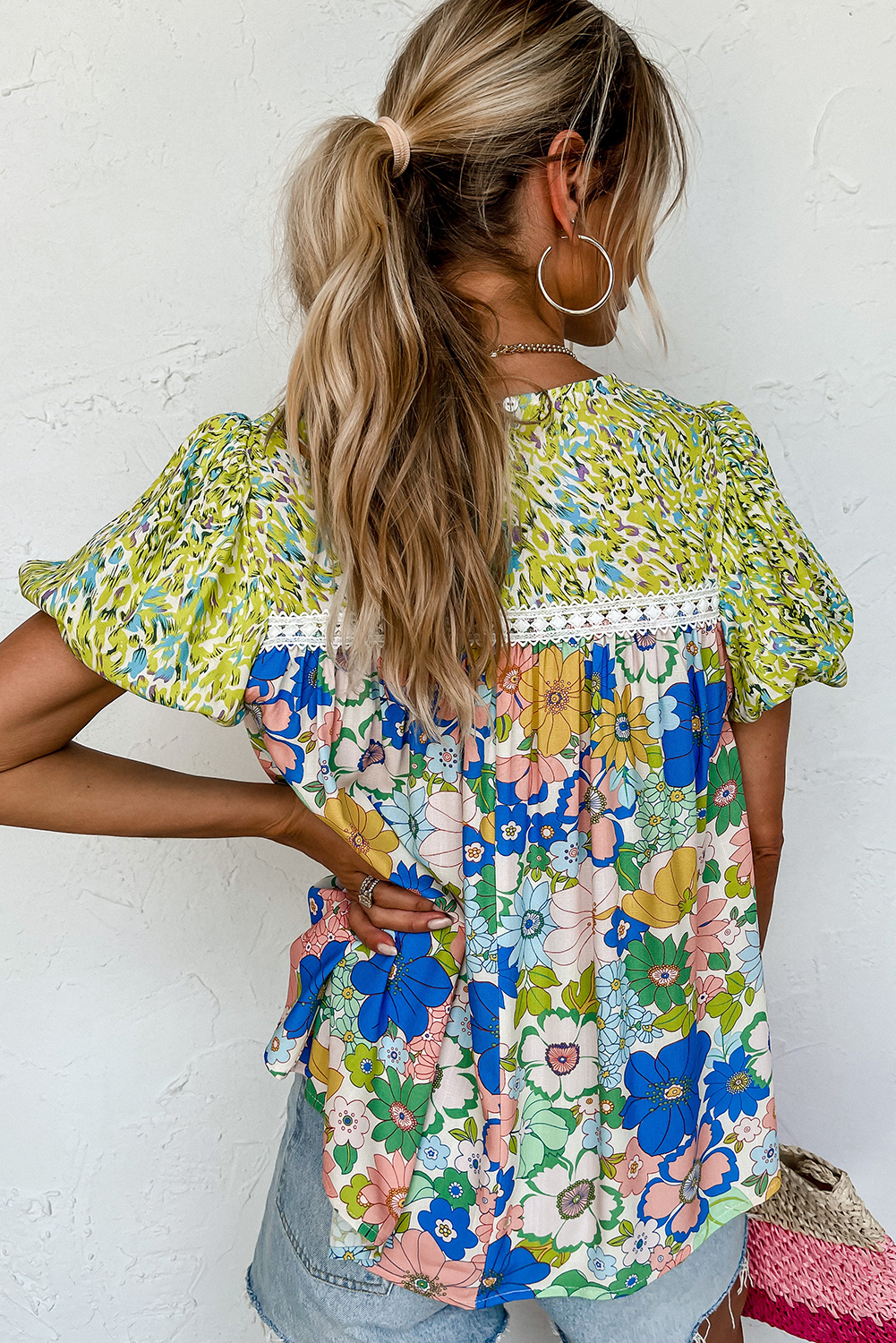 Floral Round Neck Puff Sleeve Blouse, Women's Daily Shift Top - Detail View 3 Floral Round Neck Puff Sleeve Blouse, Women's Daily Shift Top - Detail View 3