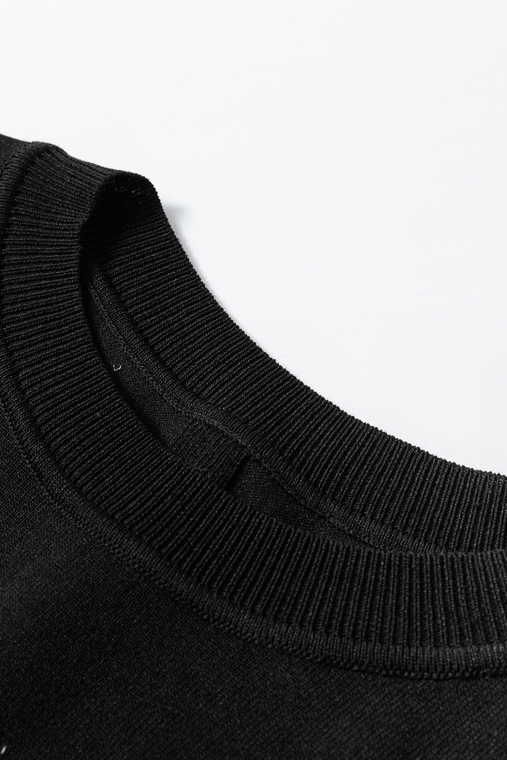 Chic and Comfortable Long Sleeve Crew Neck Sweater - Slim Fit Design in Classic Black - Detail View 10 Chic and Comfortable Long Sleeve Crew Neck Sweater - Slim Fit Design in Classic Black - Detail View 10