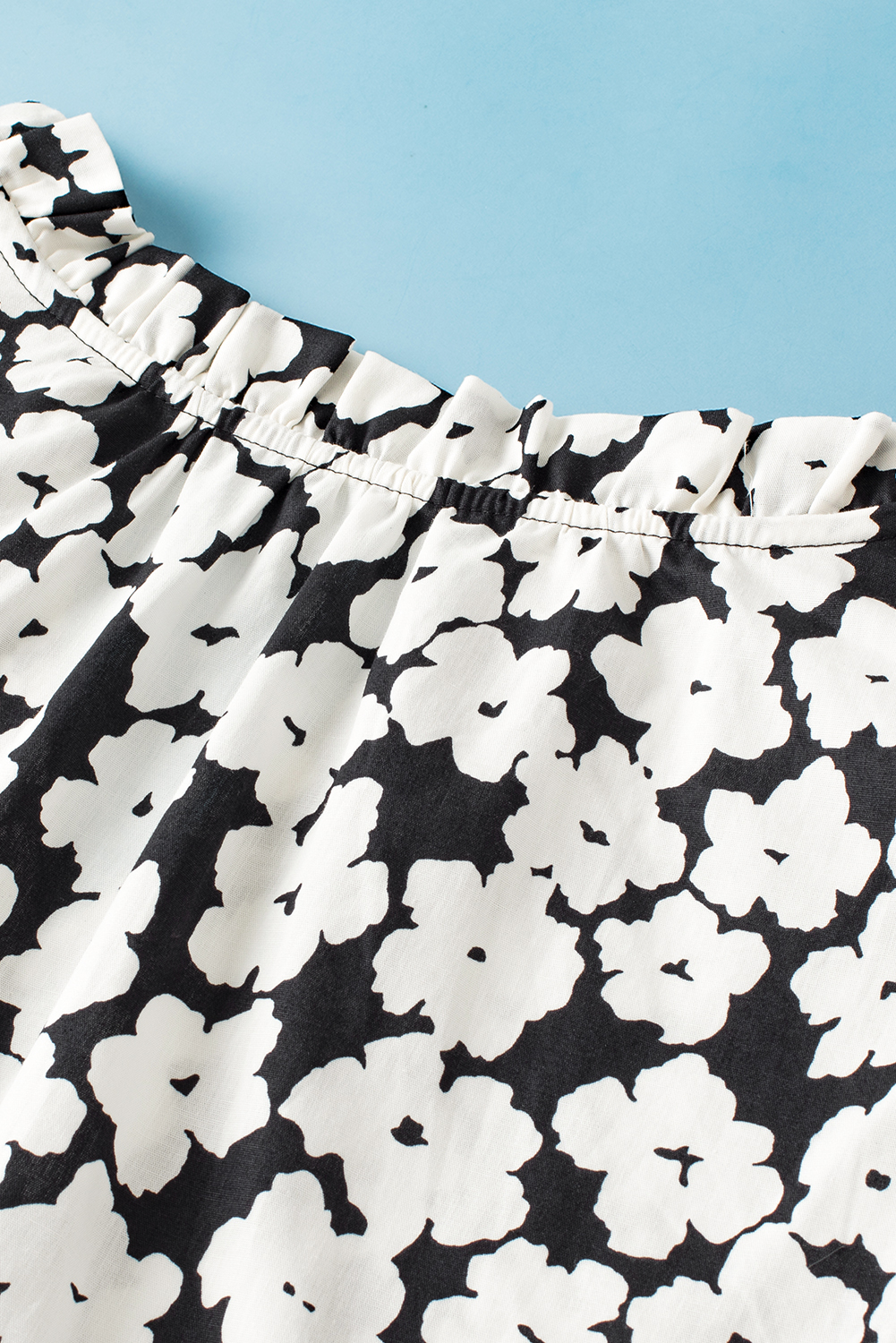 Elegant 100% Cotton Blouse - Perfect for Casual and Dressy Summer Occasions - Detail View 8 Elegant 100% Cotton Blouse - Perfect for Casual and Dressy Summer Occasions - Detail View 8