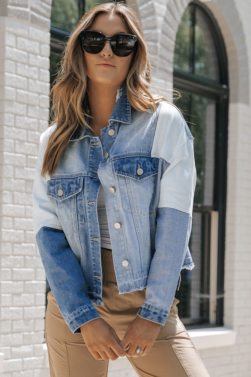 Stylish Patchwork Denim Jacket, Light Blue Frayed Hem Coat - Detail View 5 Stylish Patchwork Denim Jacket, Light Blue Frayed Hem Coat - Detail View 5