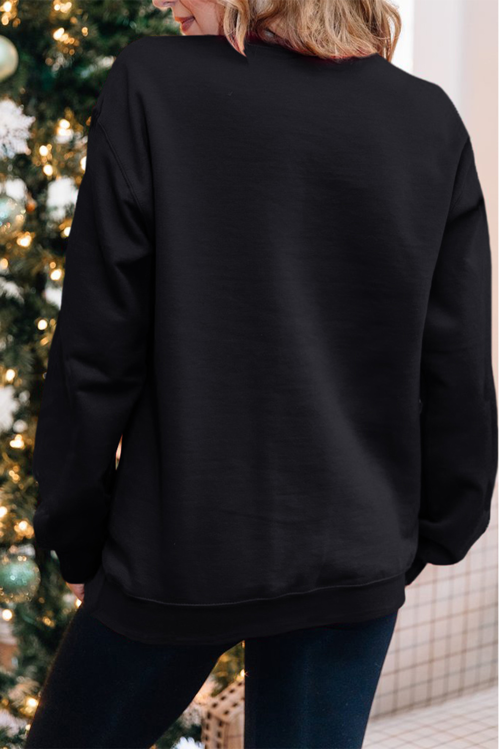 Women's Sweatshirt, Black Graphic Sweatshirt, Merry Christmas, Crew Neck, Casual Style, Long Sleeve, Holiday Apparel, Comfortable Fabric, Relaxed Fit, Autumn Wear, Festive Clothing, All Ages, Everyday Wear, Graphic Tops - Detail View 4 Women's Sweatshirt, Black Graphic Sweatshirt, Merry Christmas, Crew Neck, Casual Style, Long Sleeve, Holiday Apparel, Comfortable Fabric, Relaxed Fit, Autumn Wear, Festive Clothing, All Ages, Everyday Wear, Graphic Tops - Detail View 4