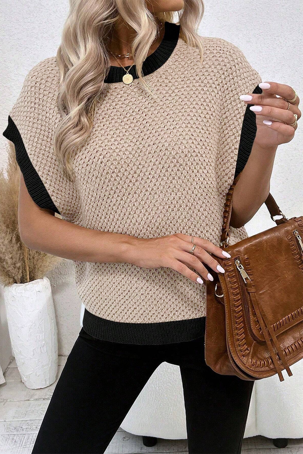 Romantic Short Sleeve Sweater Top - Perfect for Everyday Wear - Detail View 8 Romantic Short Sleeve Sweater Top - Perfect for Everyday Wear - Detail View 8
