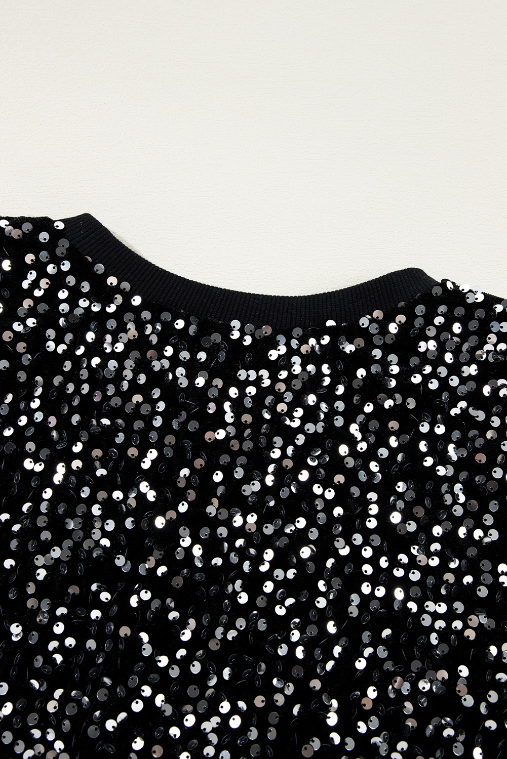 Elegant Sequined Blouse with Long Sleeves - Black Cropped Crew Neck - Detail View 12 Elegant Sequined Blouse with Long Sleeves - Black Cropped Crew Neck - Detail View 12