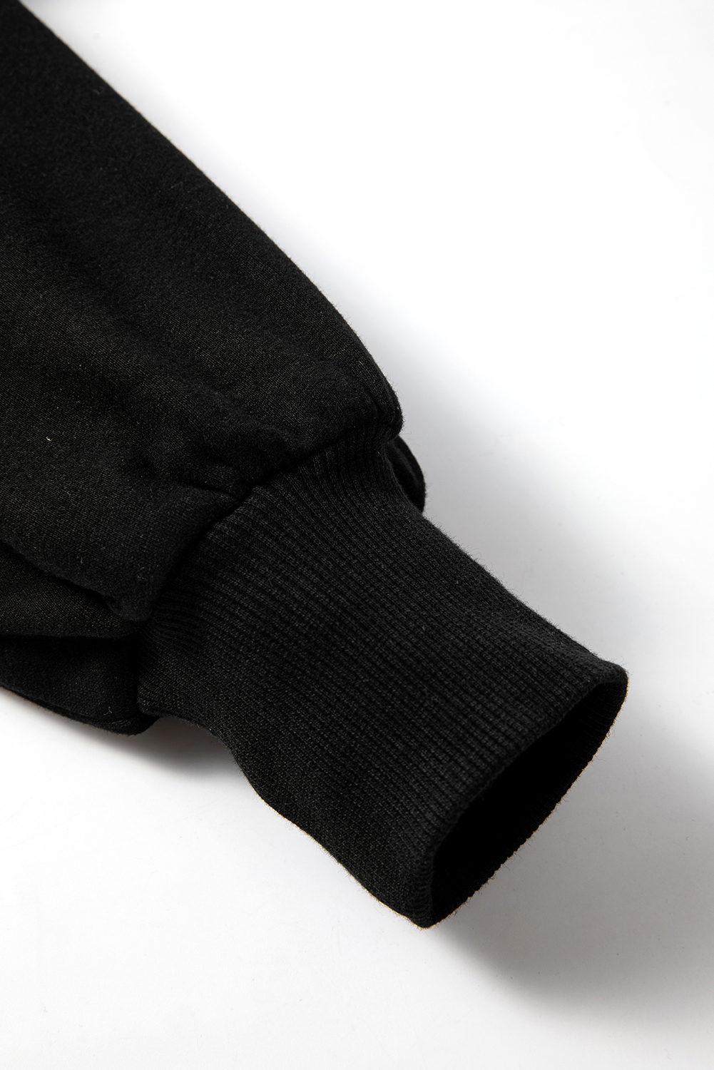 Casual Black Hoodie with Kangaroo Pockets and Fleece Lining for Warmth and Function - Detail View 23 Casual Black Hoodie with Kangaroo Pockets and Fleece Lining for Warmth and Function - Detail View 23